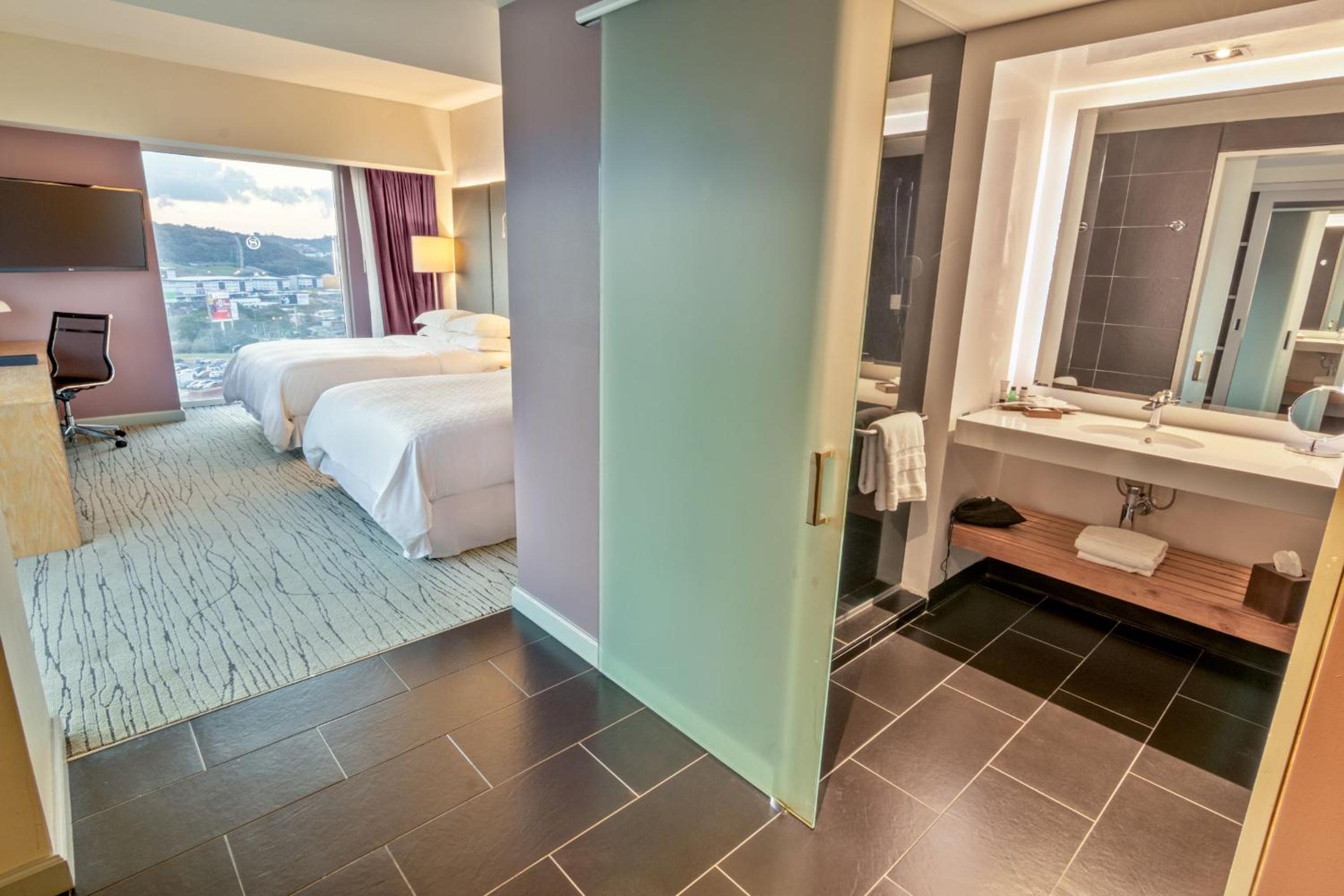 Larger Deluxe Queen Room with Two Queen Beds and Balcony - Mountain View/Club Access/Rain Shower