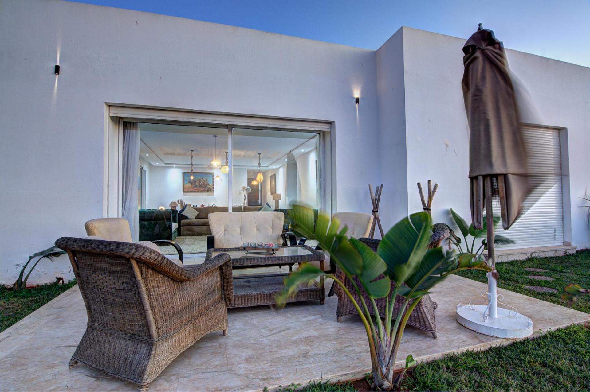 Three-Bedroom Villa photo 3