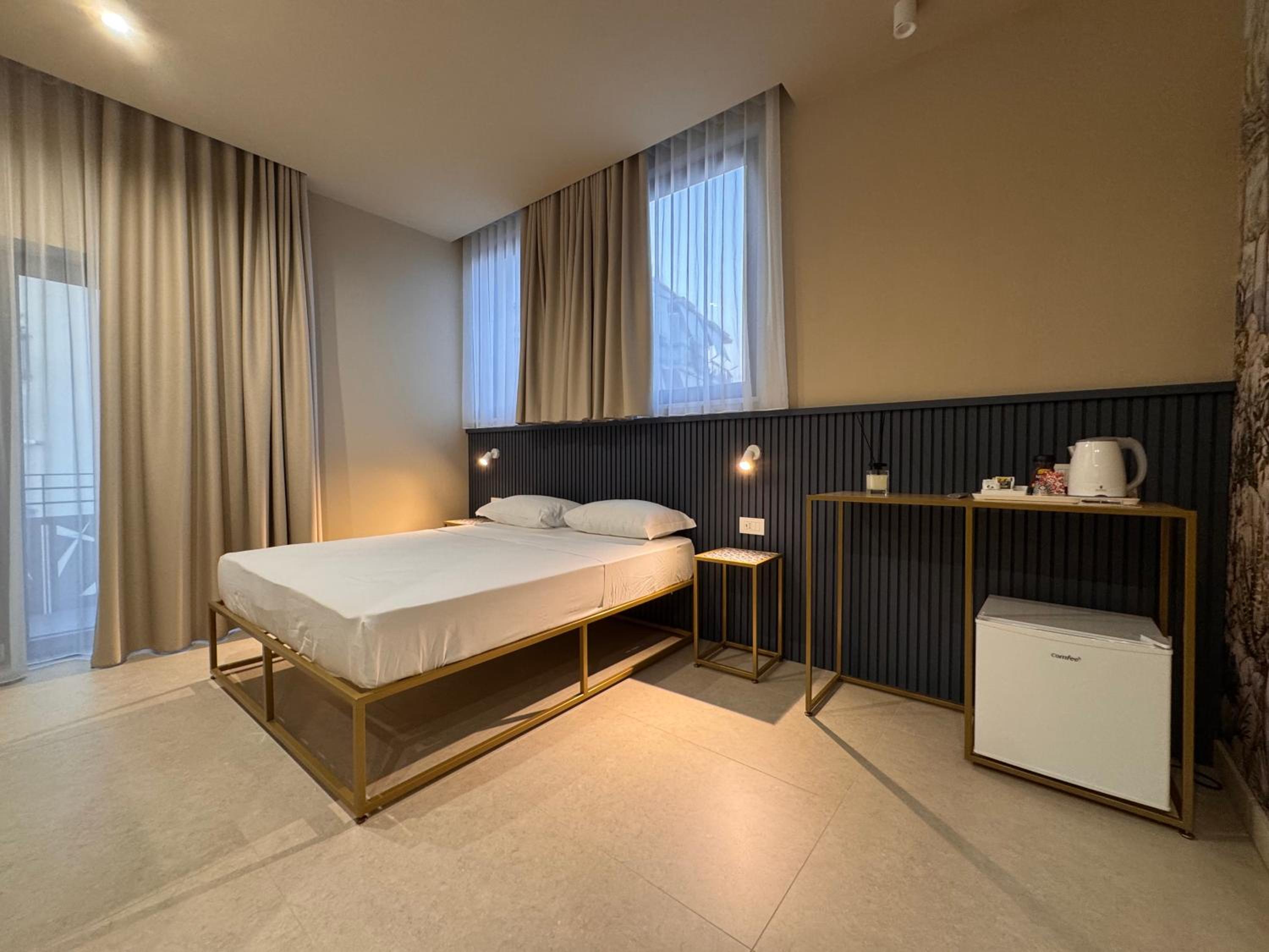 Double Room with Private Bathroom