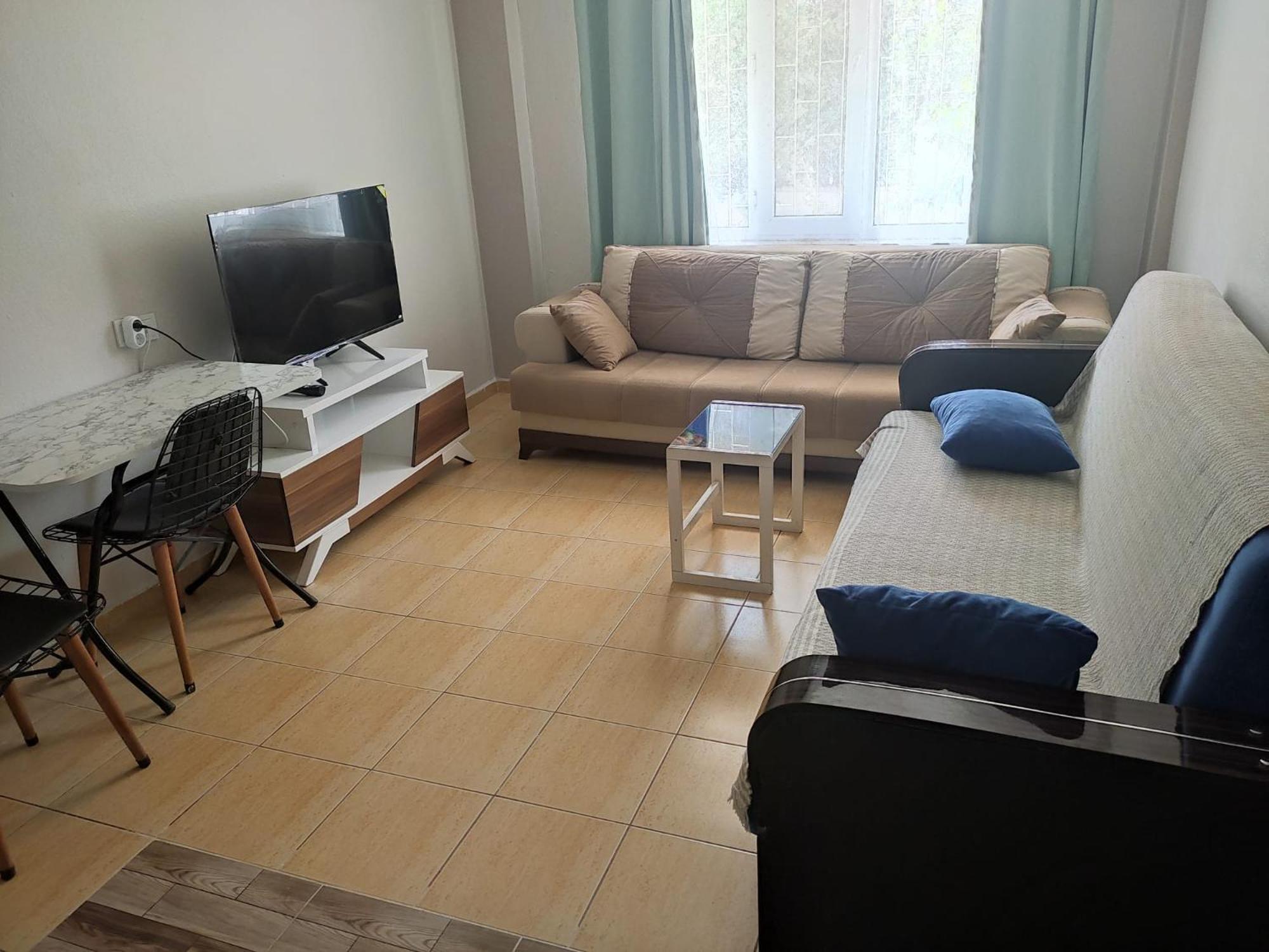 One-Bedroom Apartment with Garden View photo 1