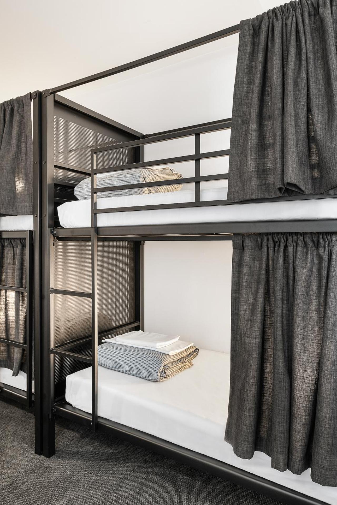 Bed in 8-Bed Male Dormitory Room photo 2