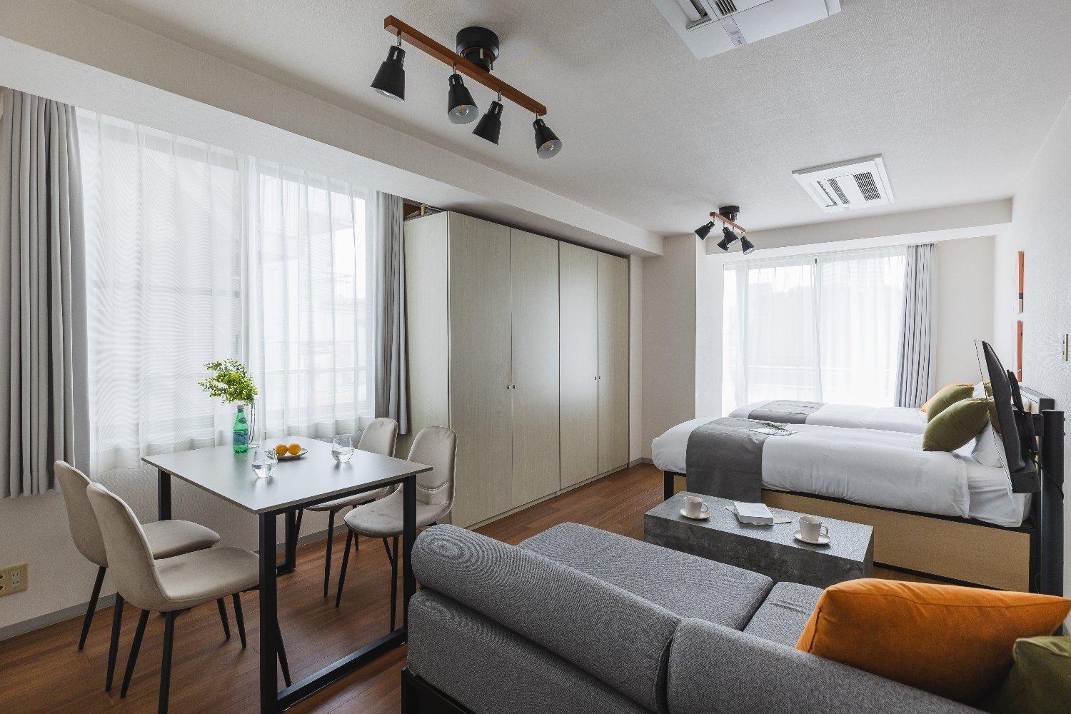 One-Bedroom Apartment with Balcony photo 1