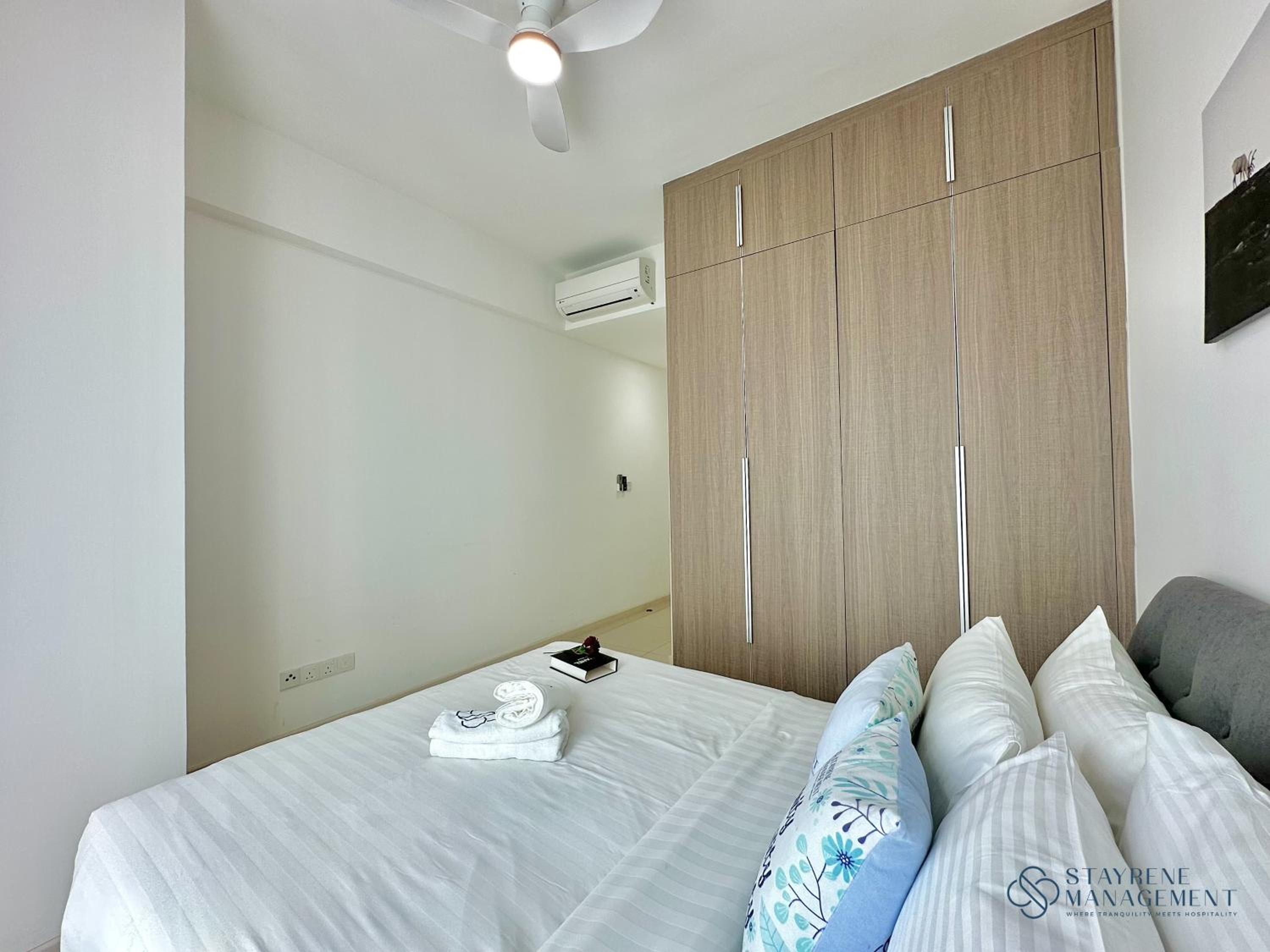 Apartment with View and Balcony photo 3