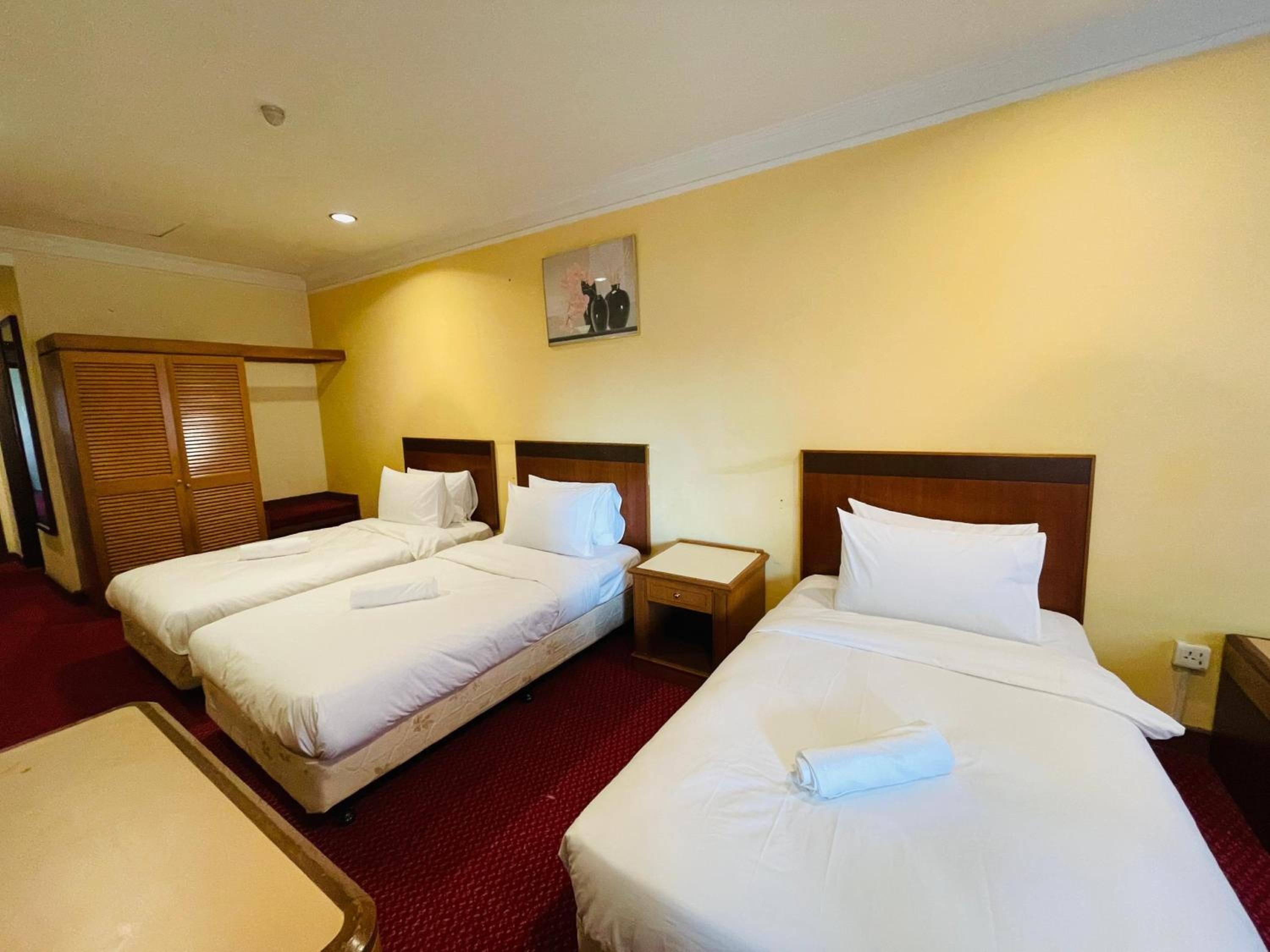 Classic Triple Room