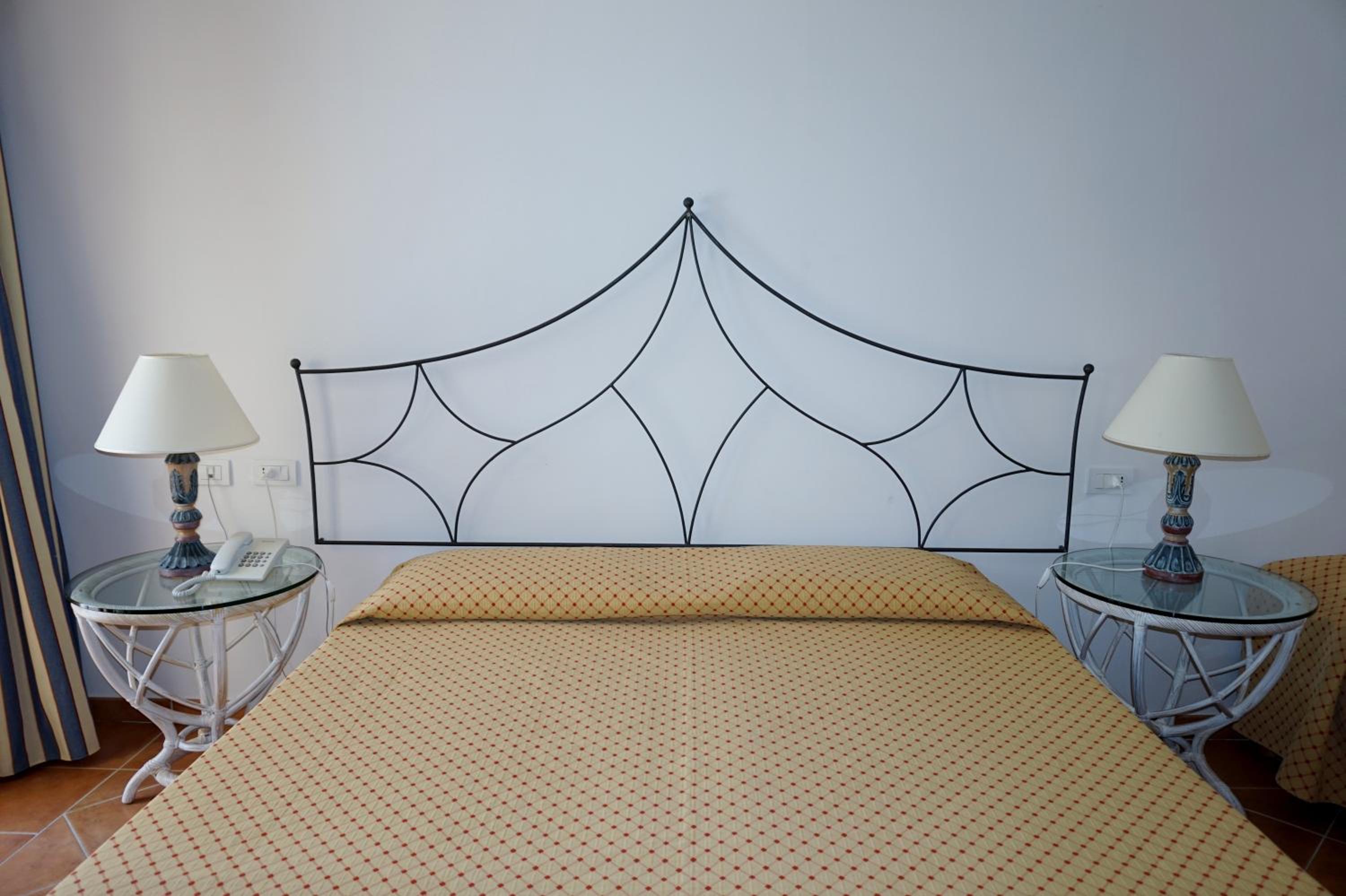 Superior Triple Room photo 3