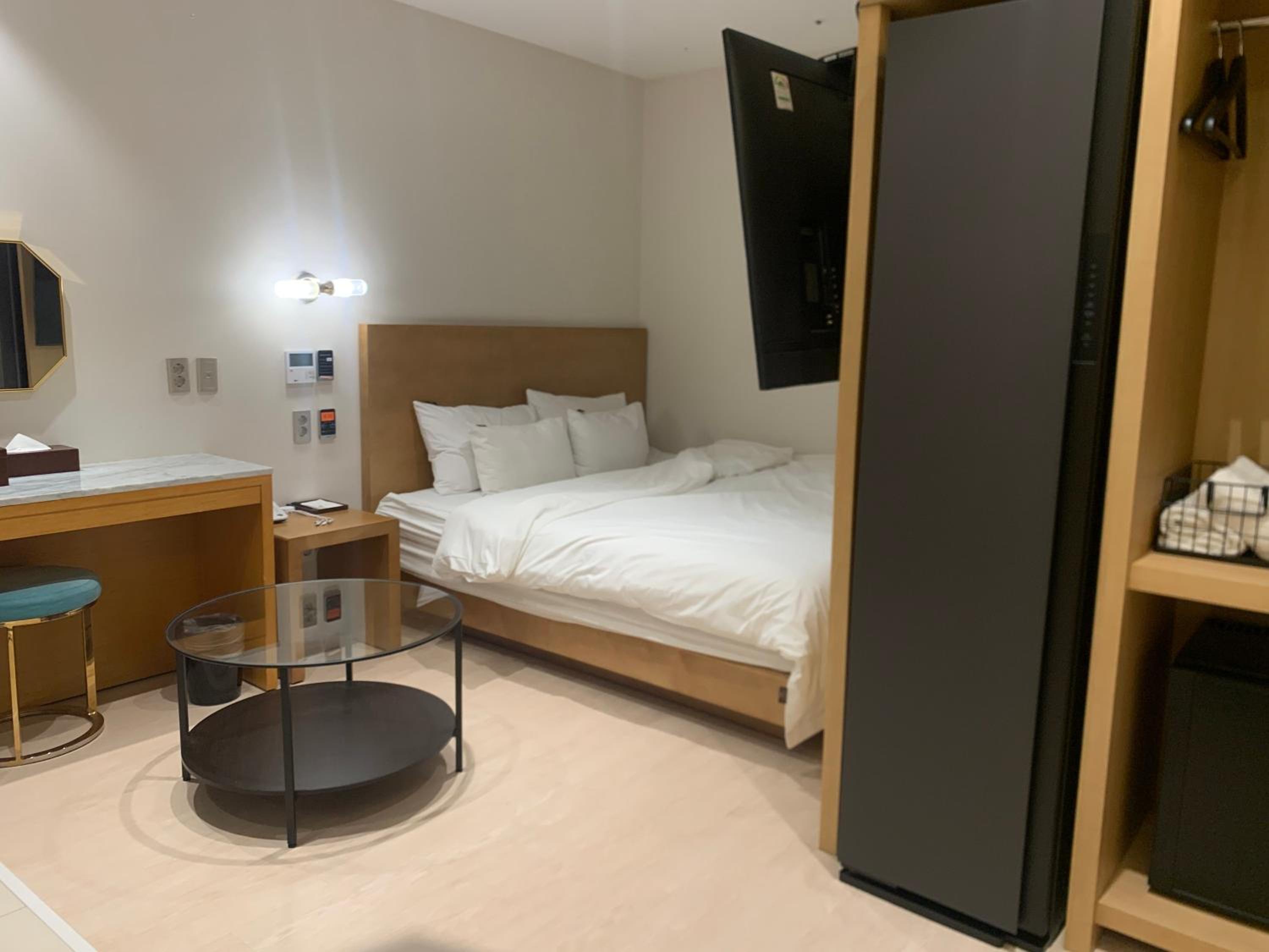 Golden Standard Double Room - Photo 2