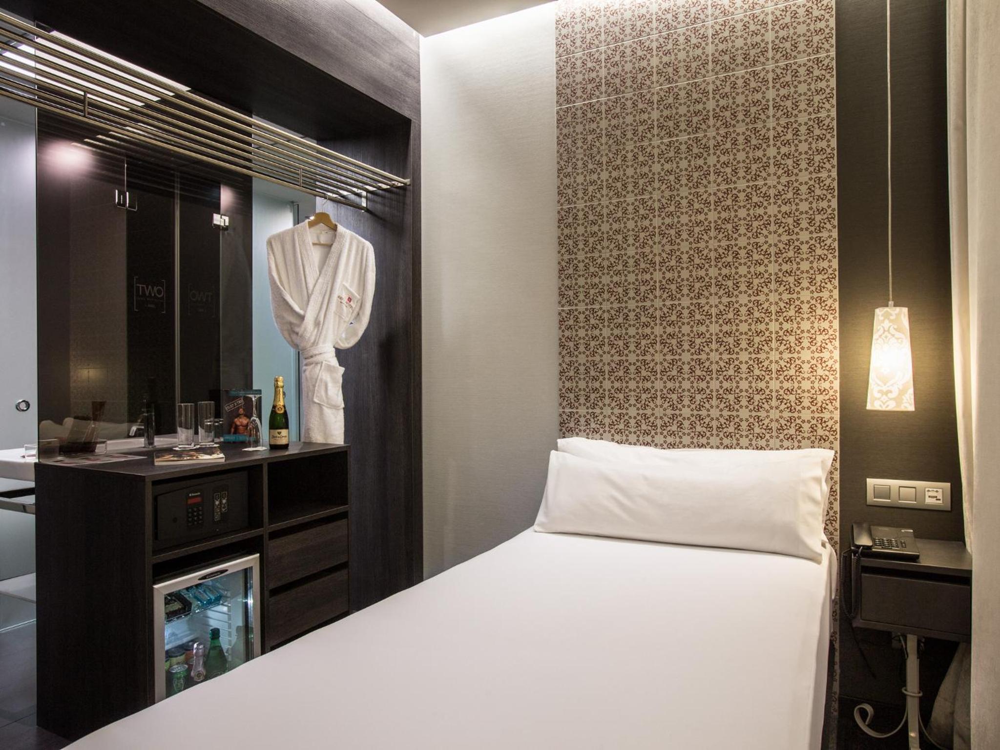 Single Room photo 3