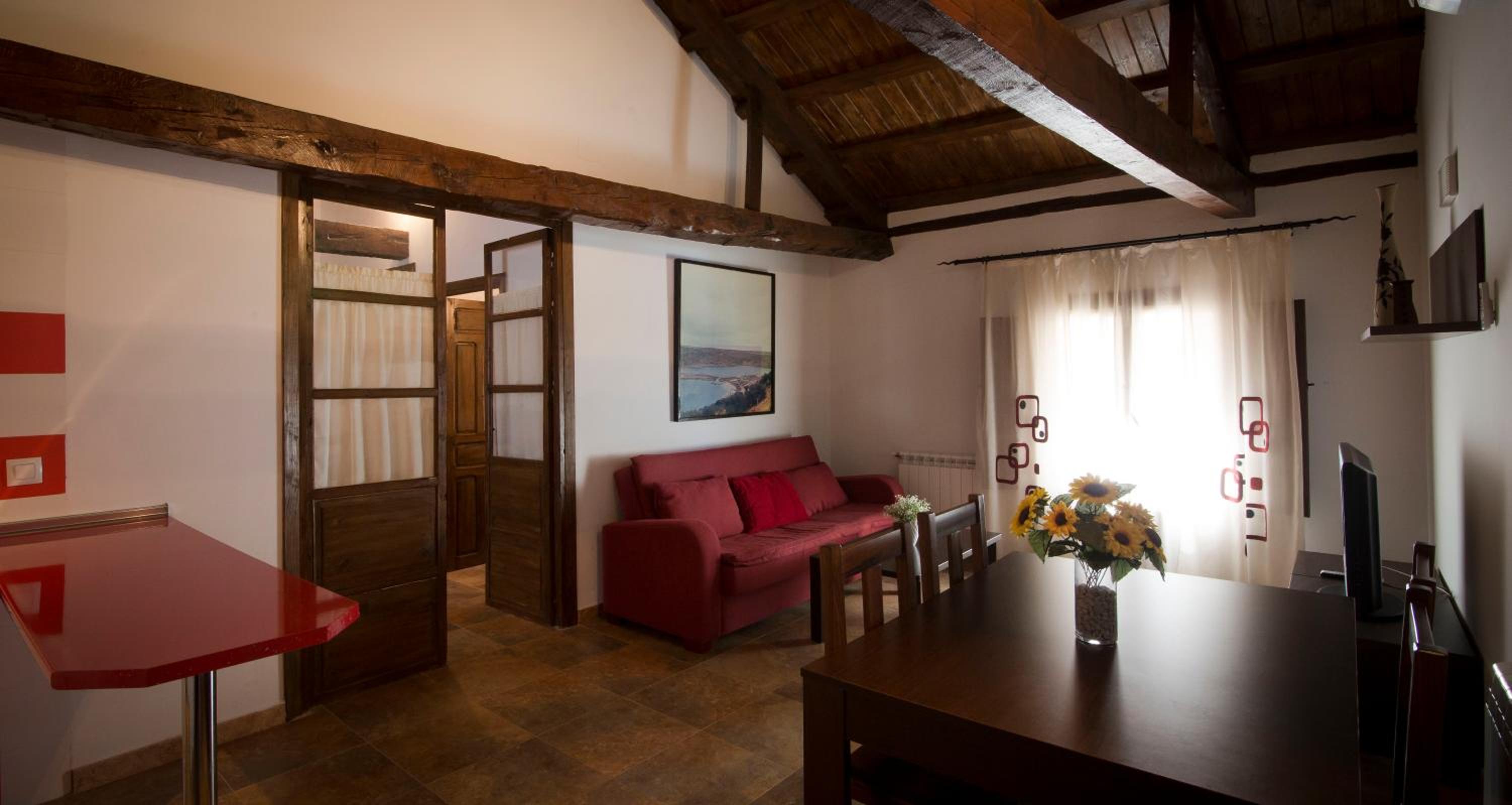 Four-Bedroom House photo 2