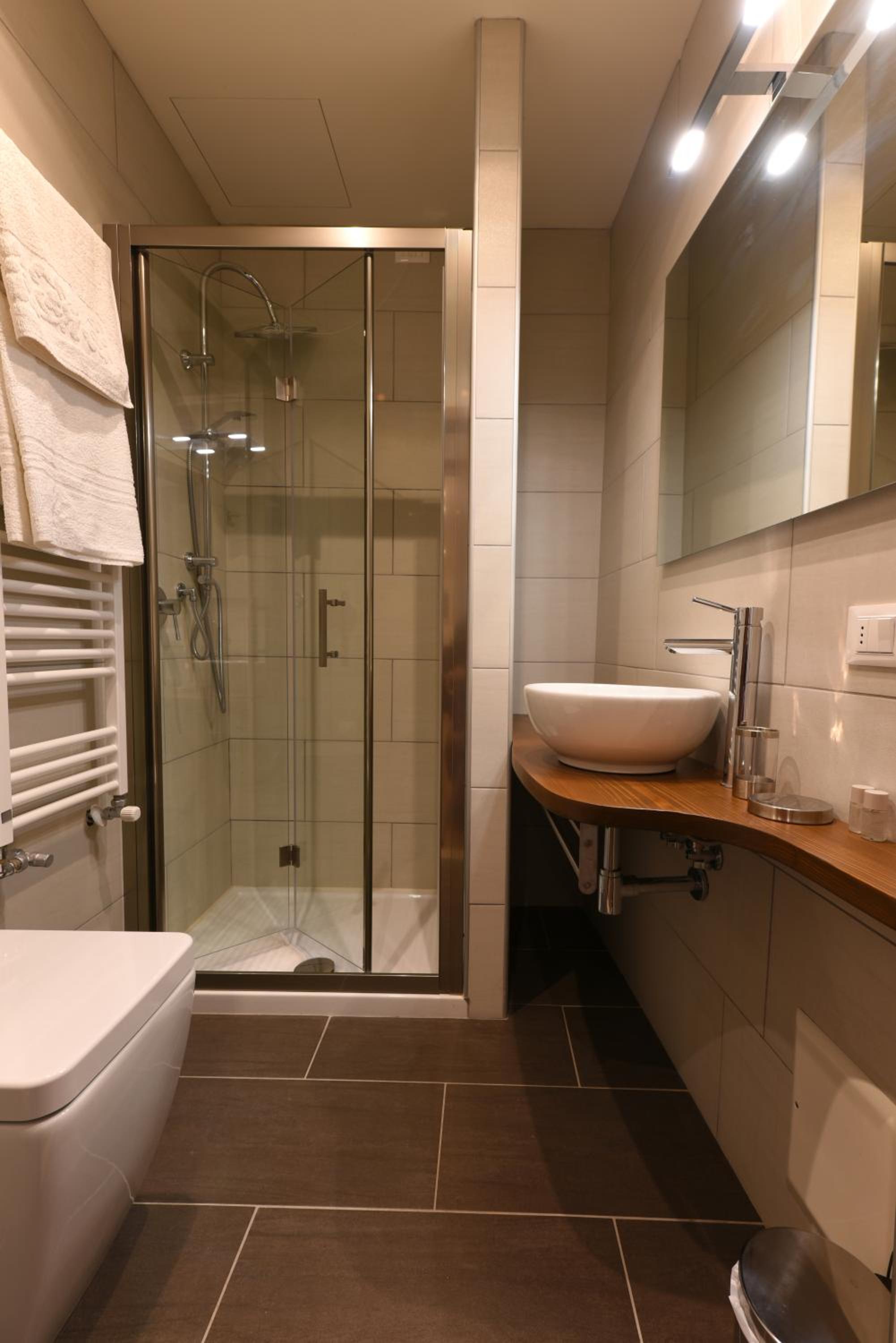 Deluxe Suite photo 3