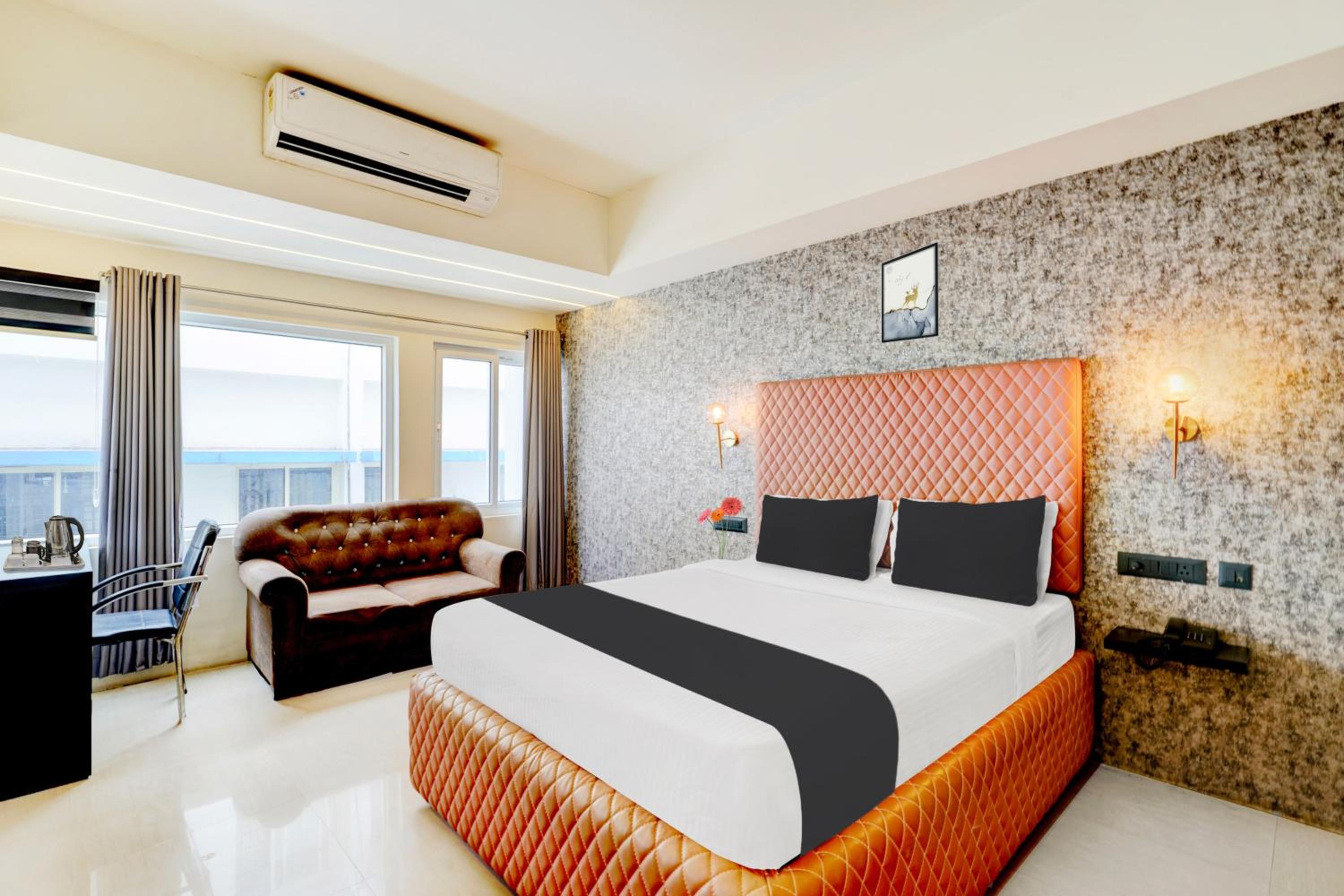 Deluxe Triple Room photo 2