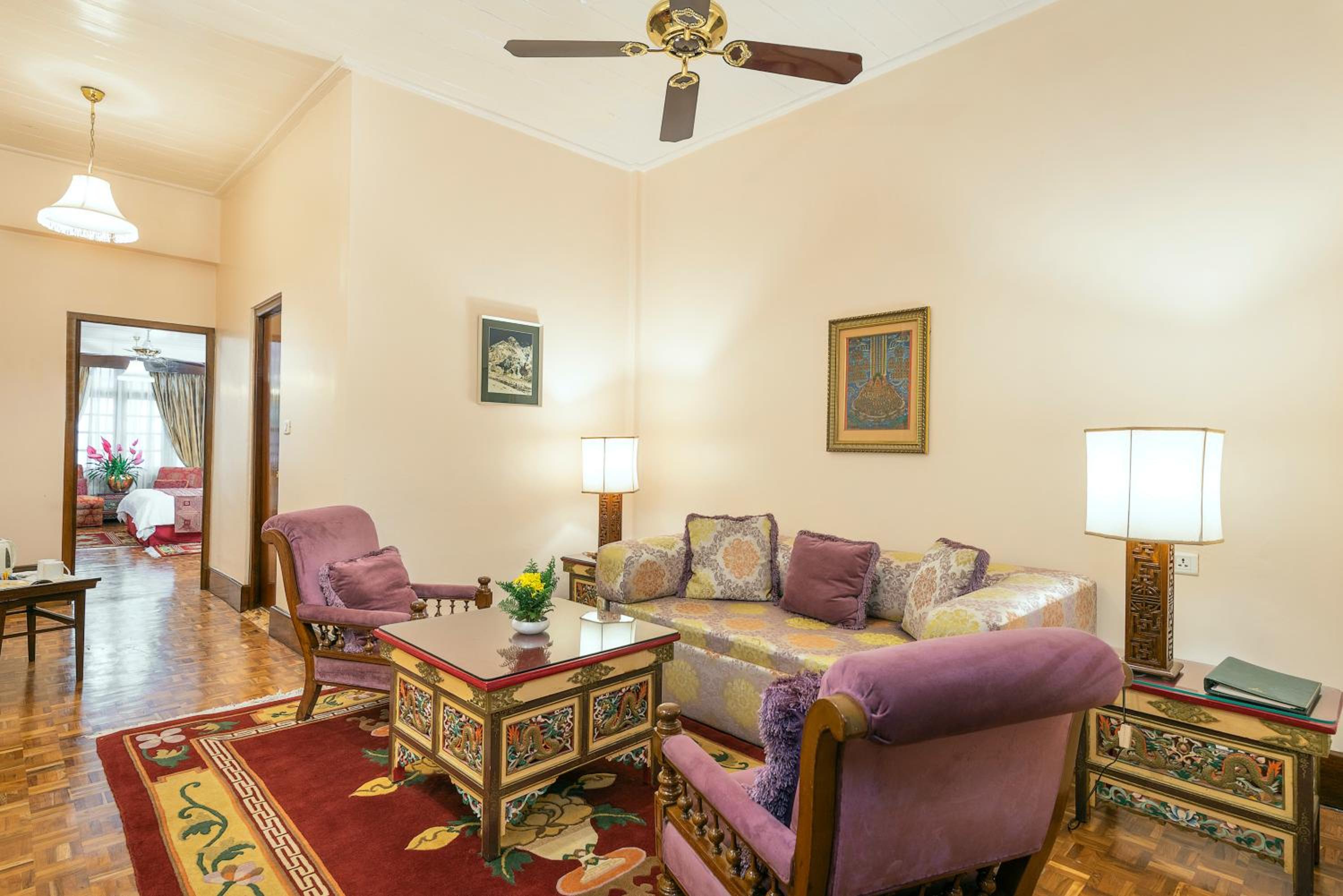 Deluxe Suite