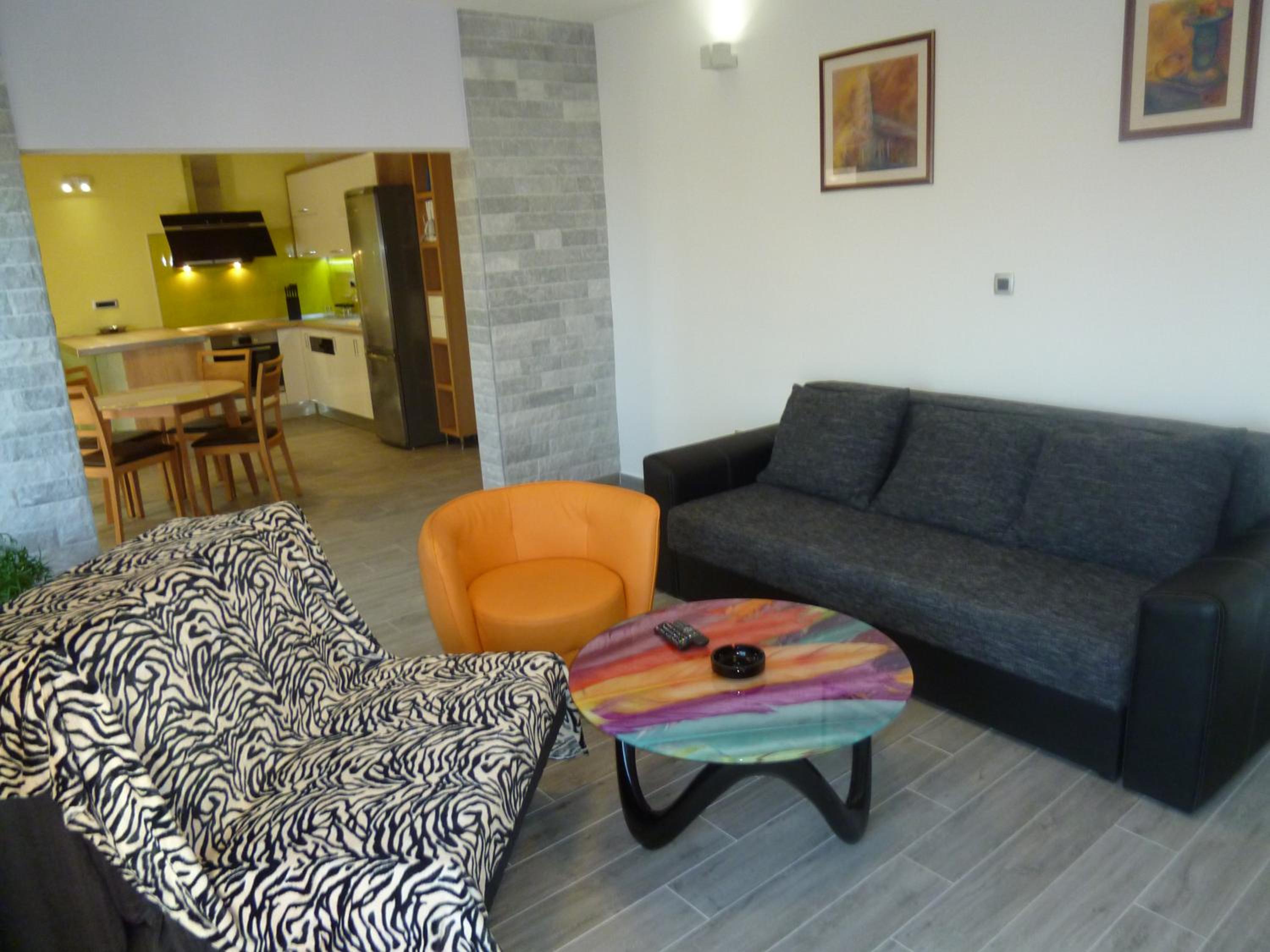 Apartment with Balcony photo 1