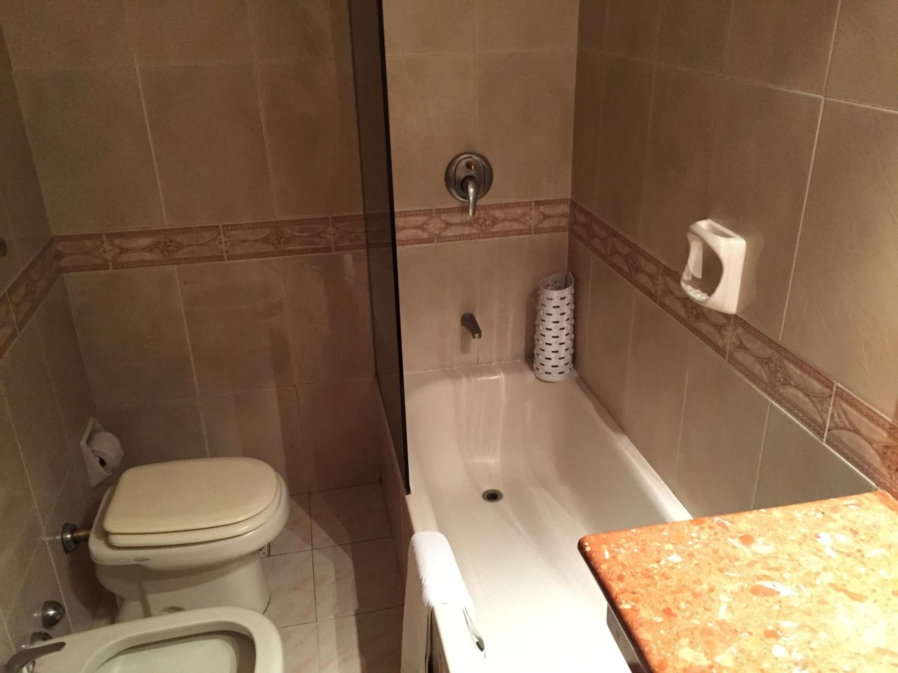 Triple Room - Photo 7