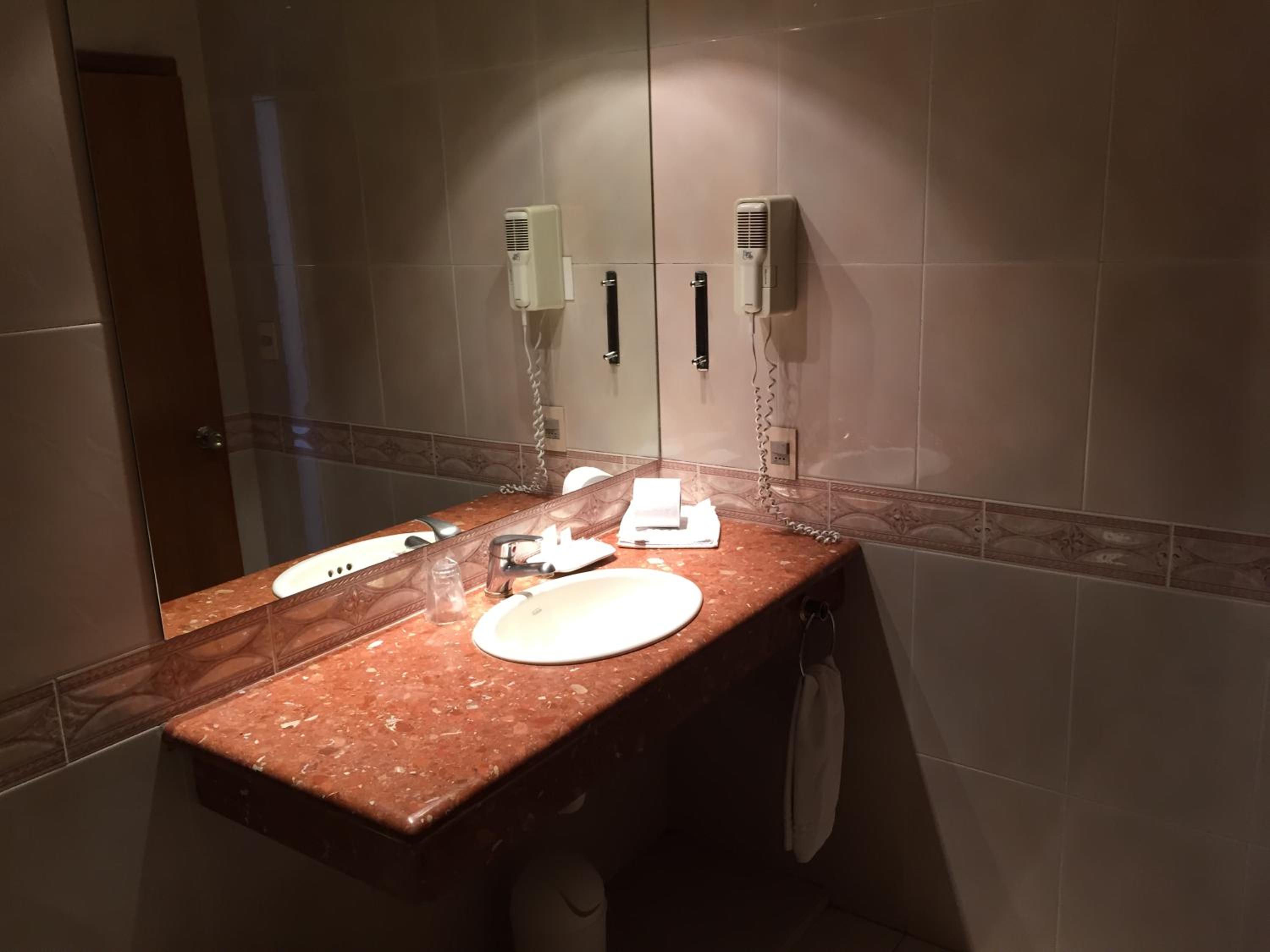 Triple Room - Photo 6