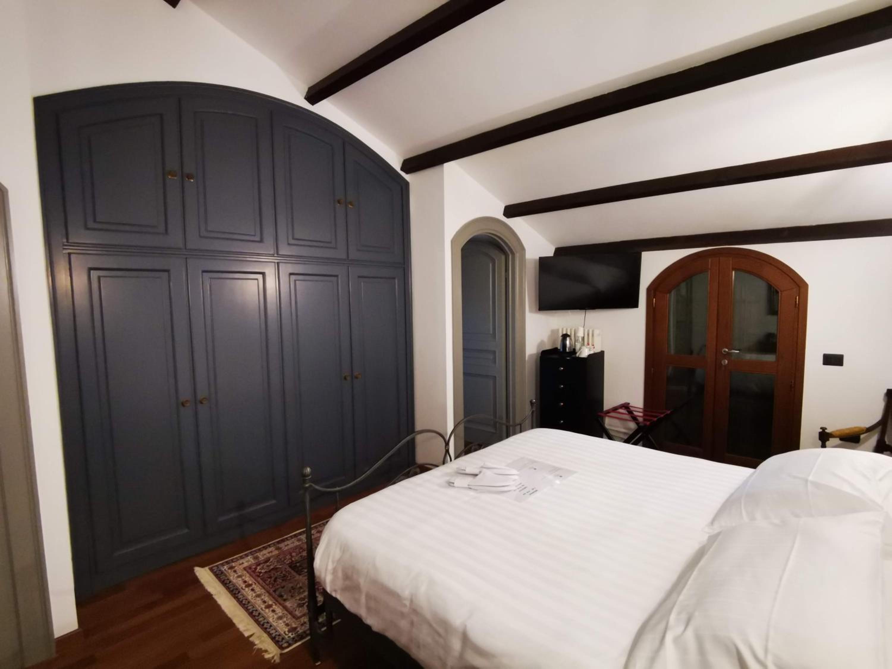 Double Room with Terrace photo 2