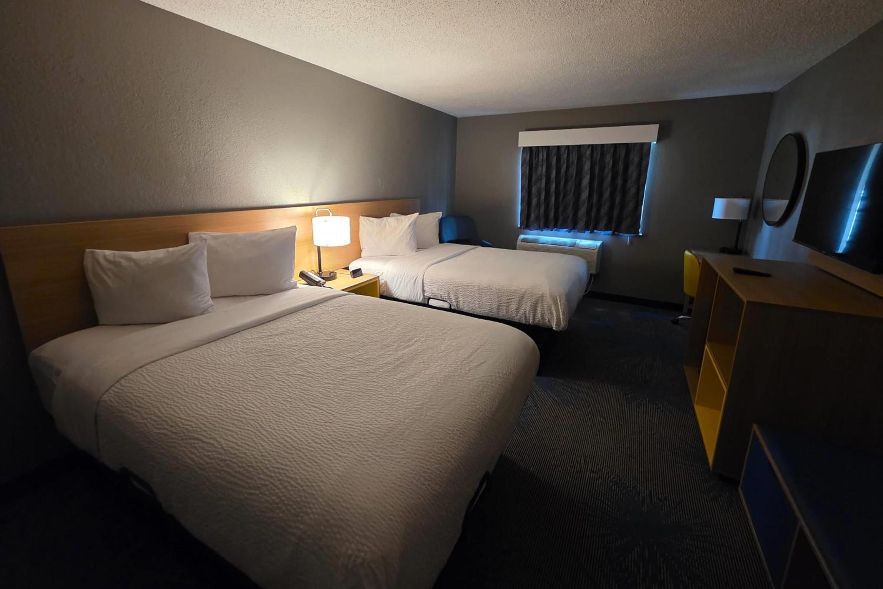 Double Room with Two Double Beds - Non-Smoking photo 1