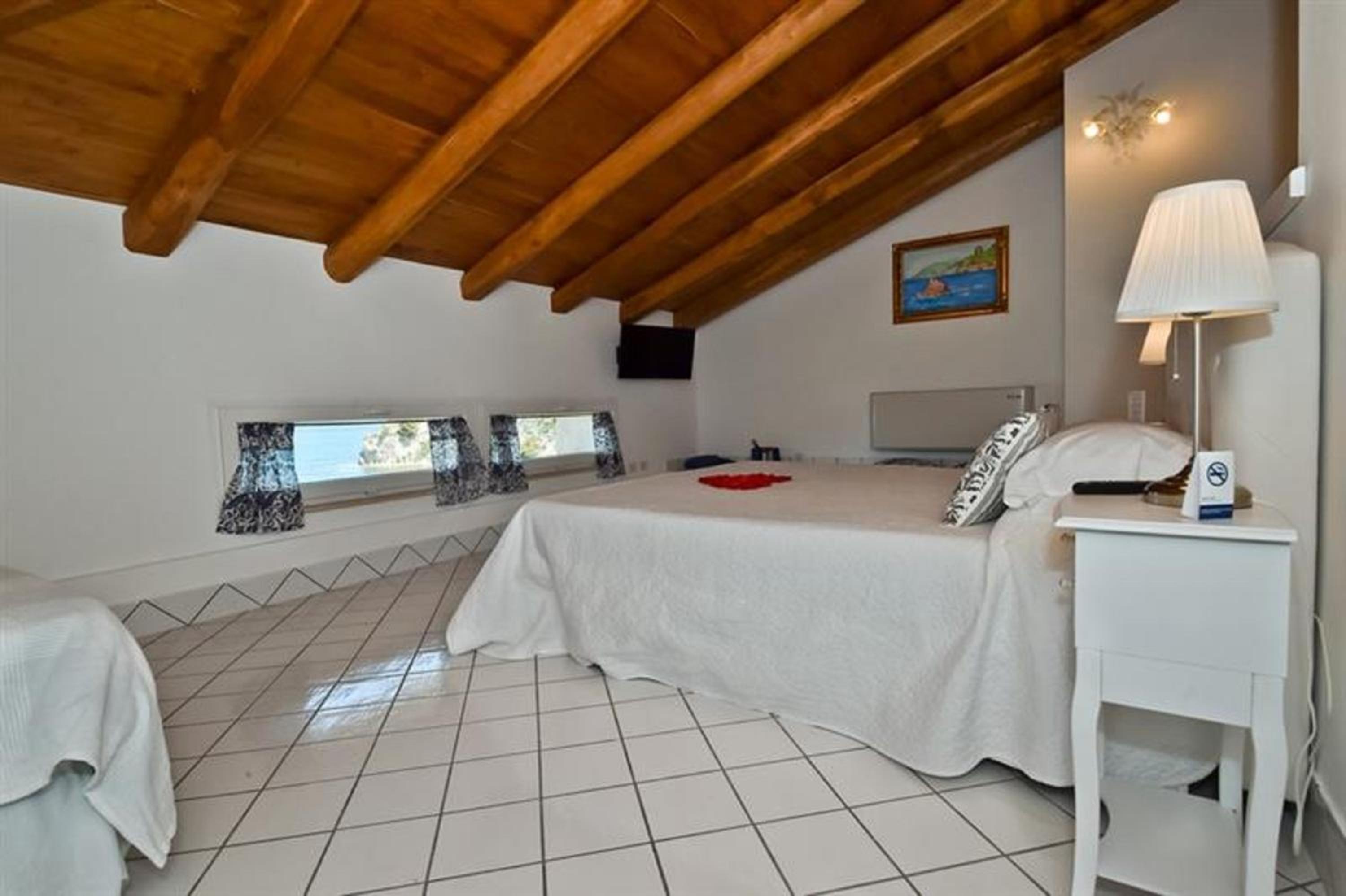 Triple Room - Photo 3