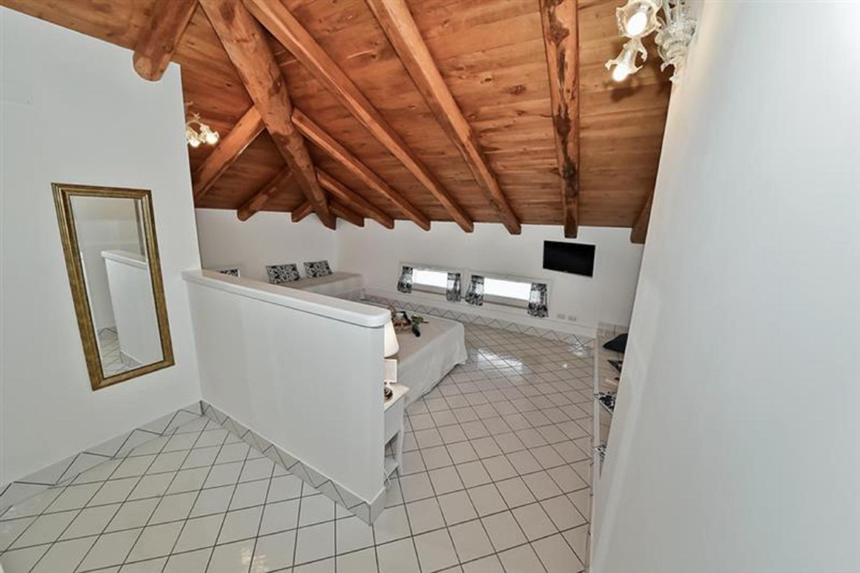 Triple Room - Photo 2