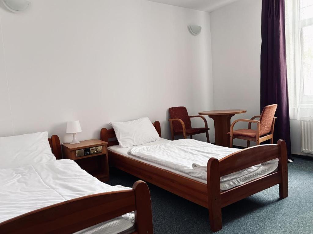 Economy Double or Twin Room