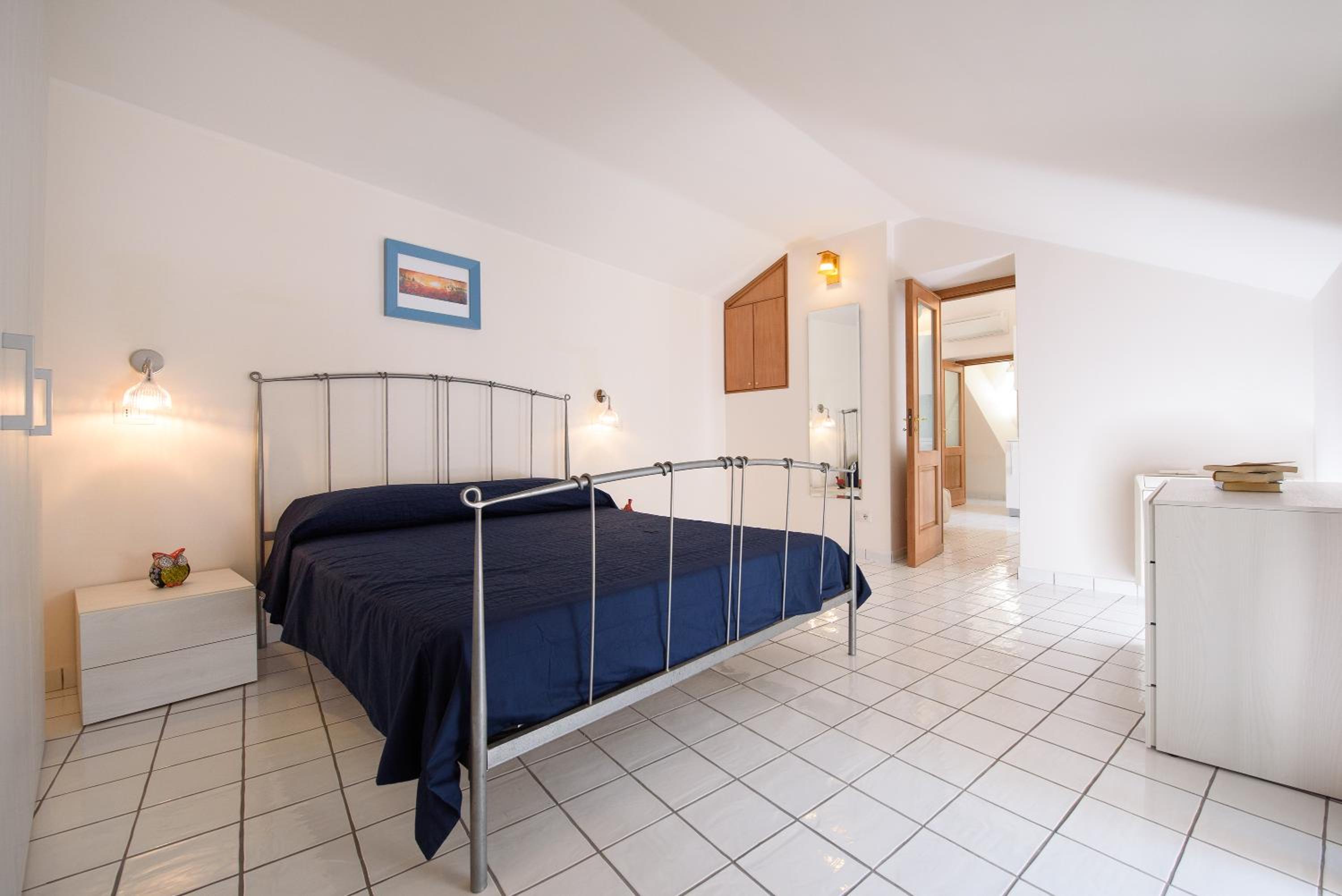 Superior Apartment - Separate Building photo 1
