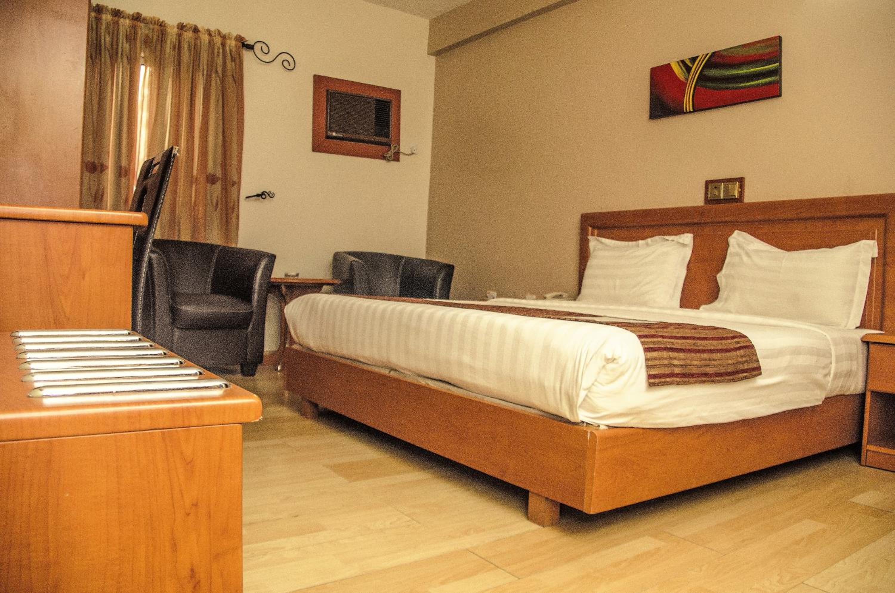 Standard Double Room photo 2