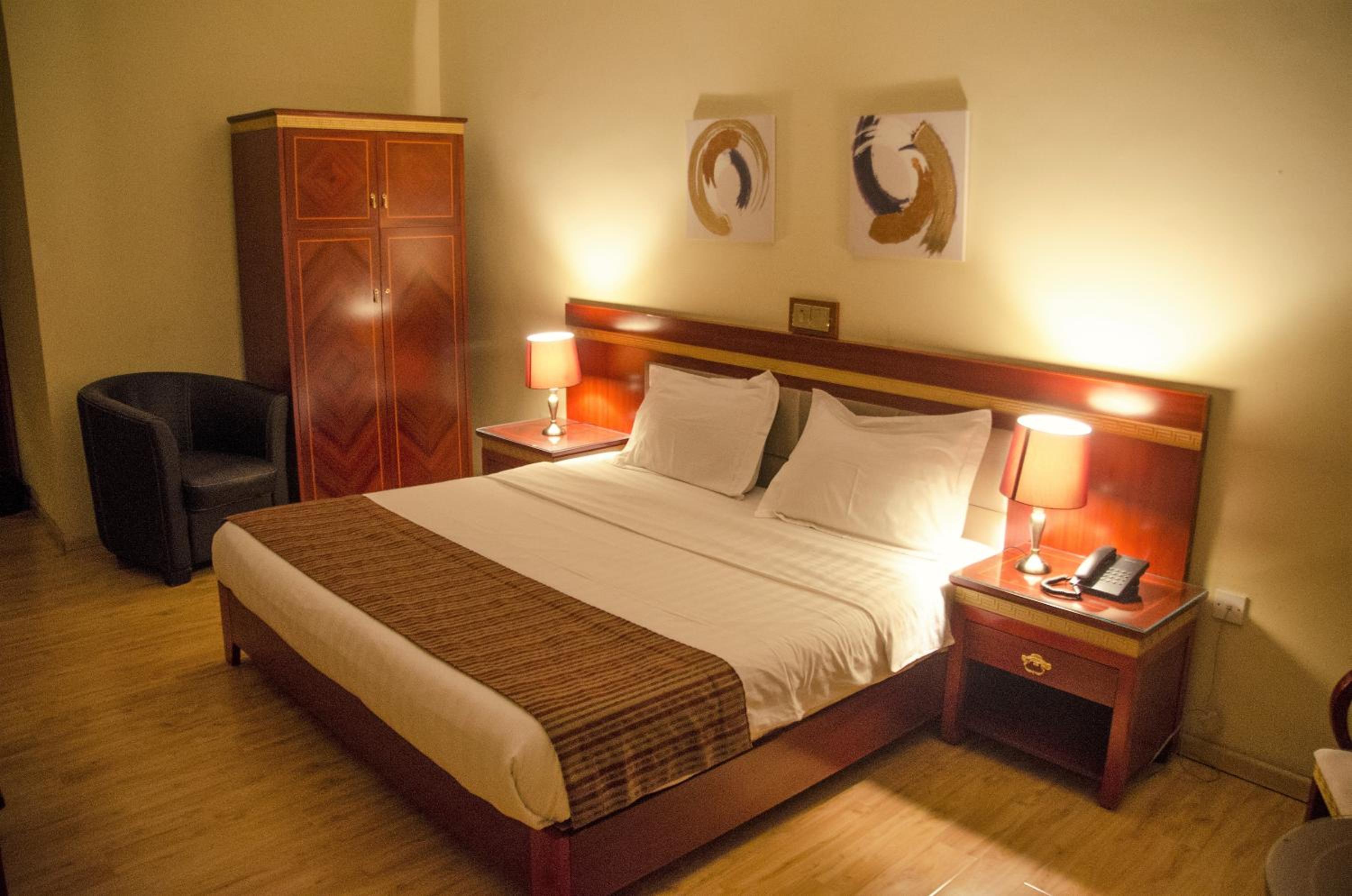 Executive Double Room photo 3
