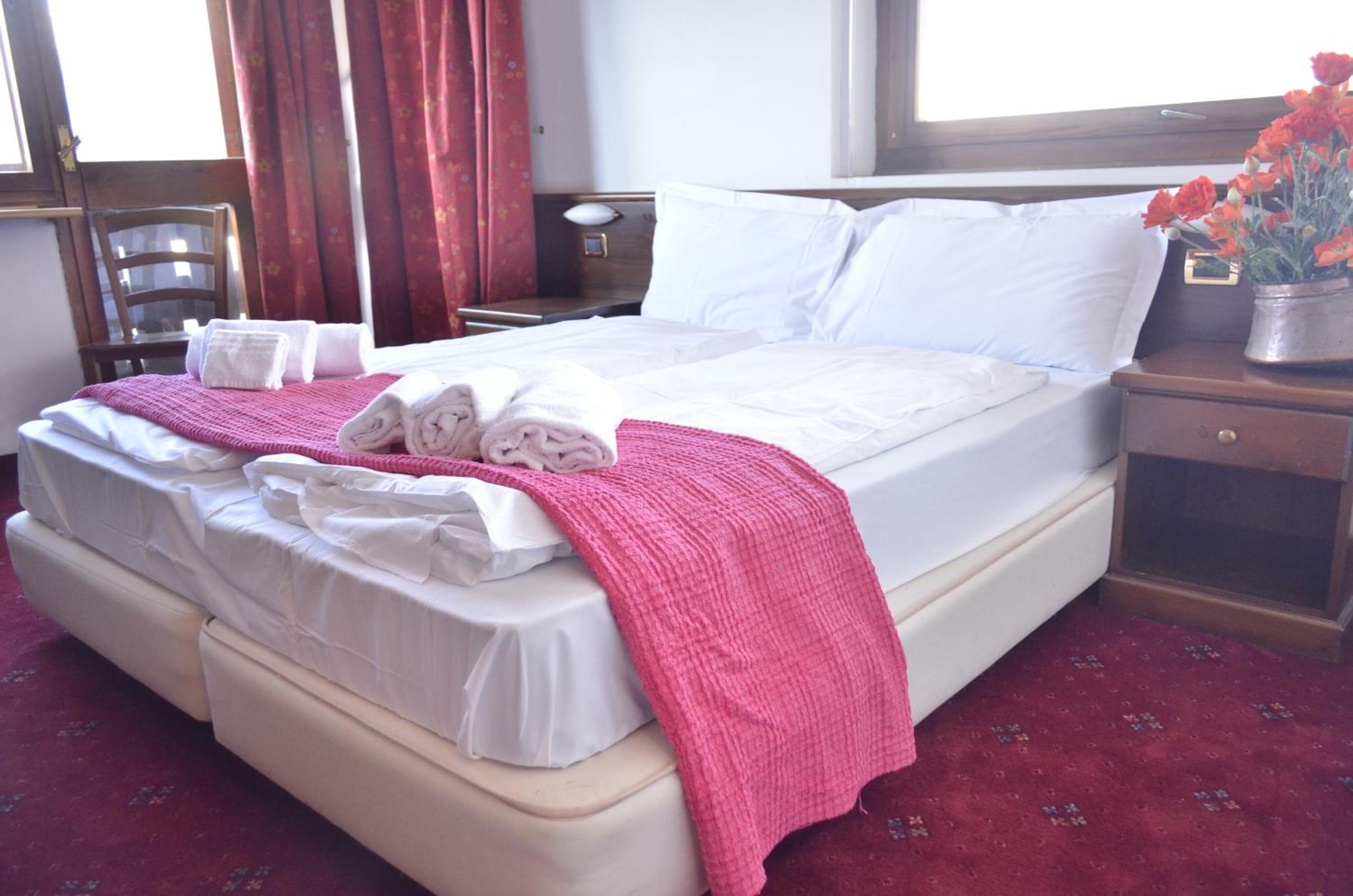 Double Or Twin Room photo 1