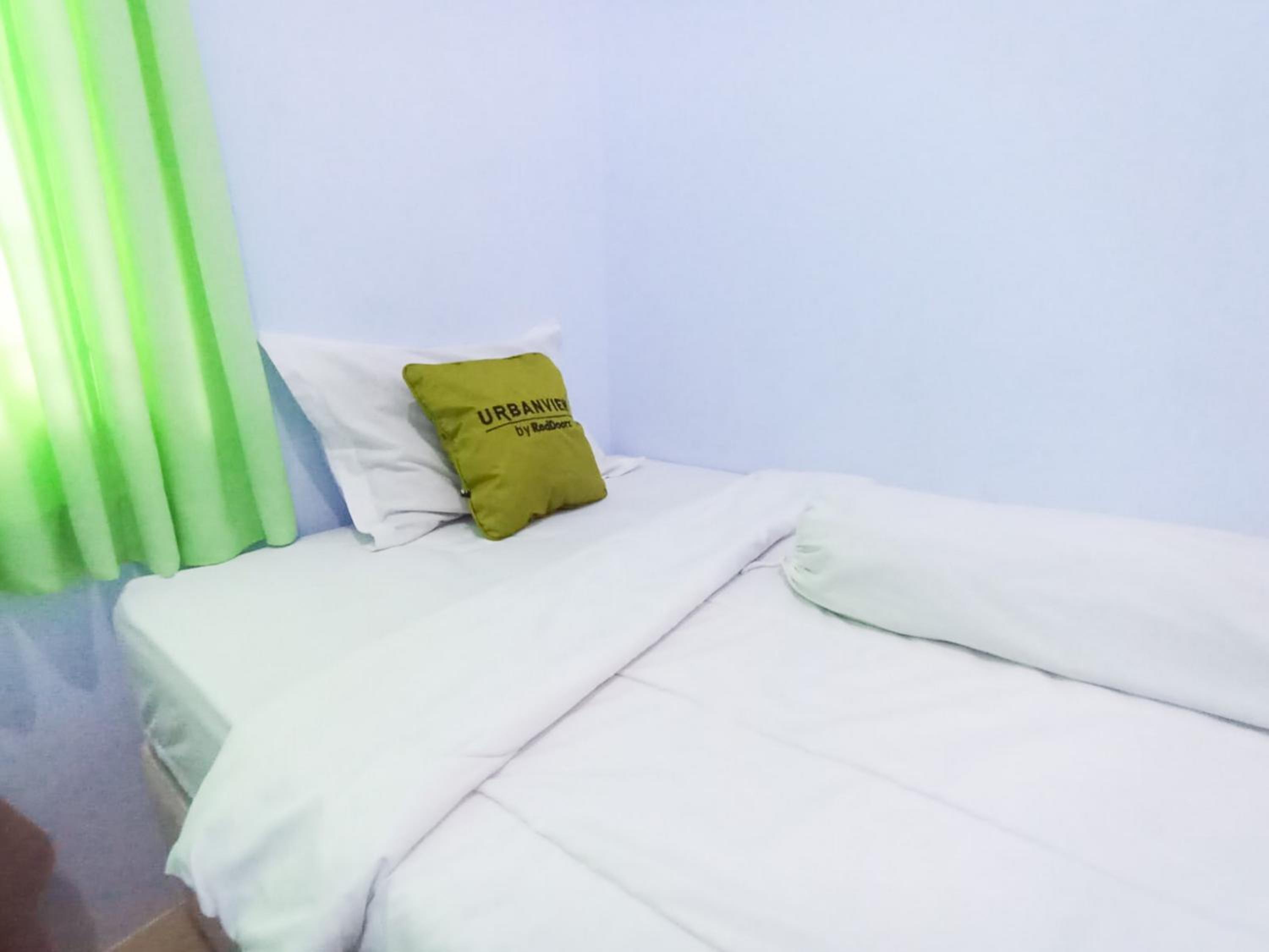 Standard Twin Room photo 2