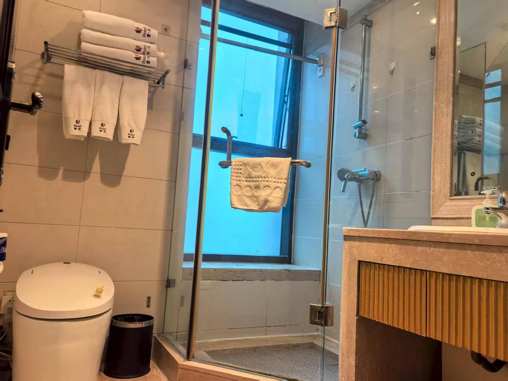 One-Bedroom Suite