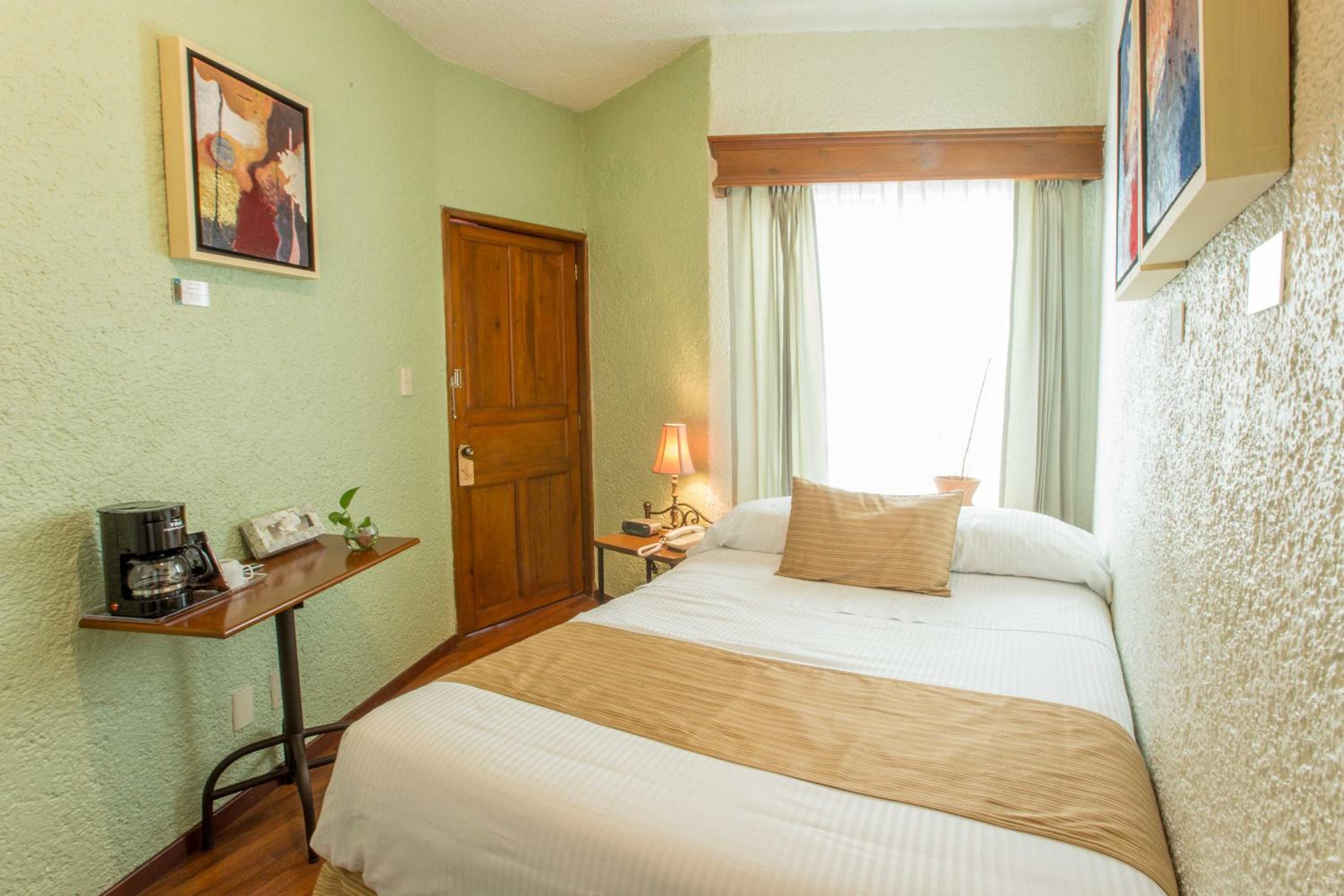 Standard Single Room photo 2