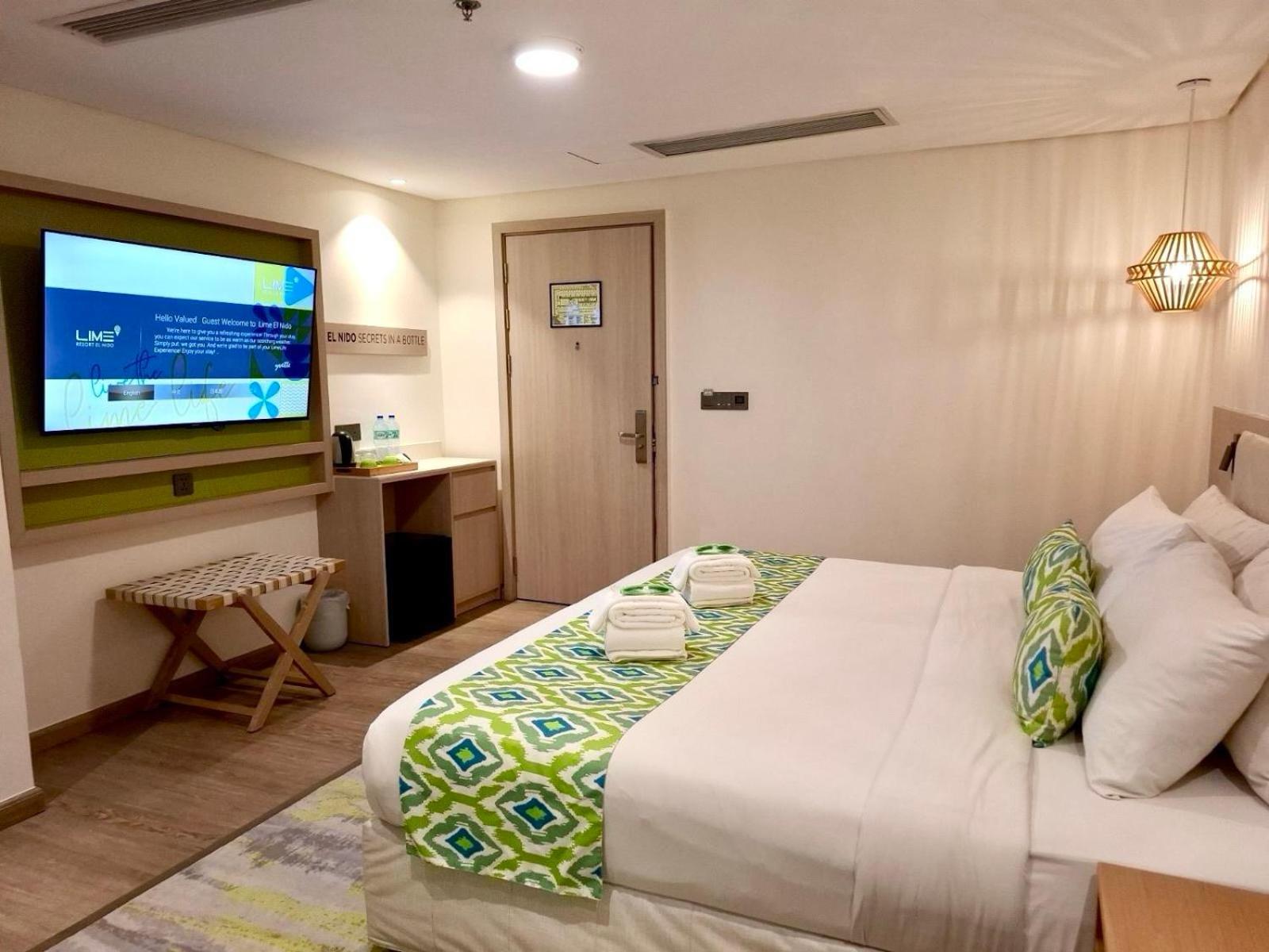 Executive Suite - Photo 2
