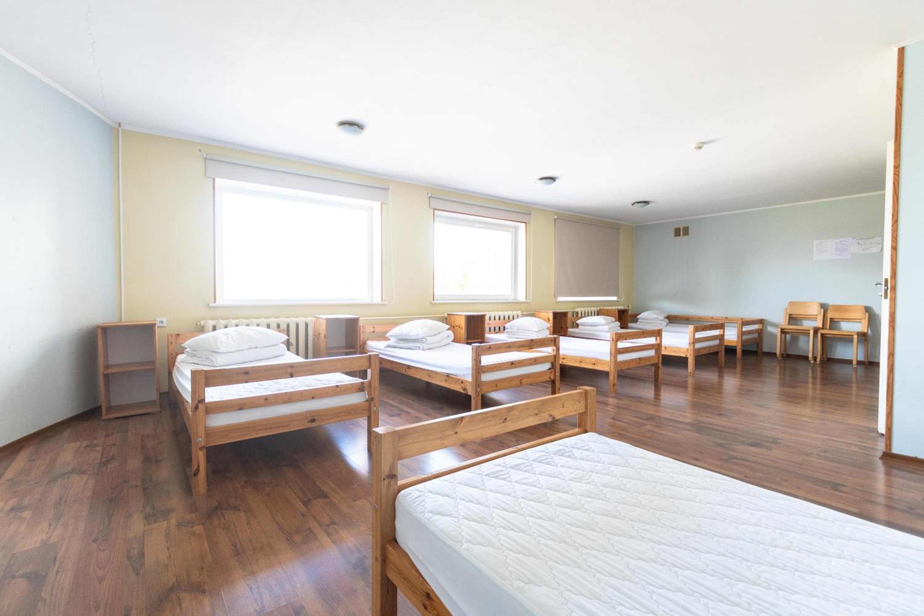 6-Bed Mixed Dormitory Room photo 2