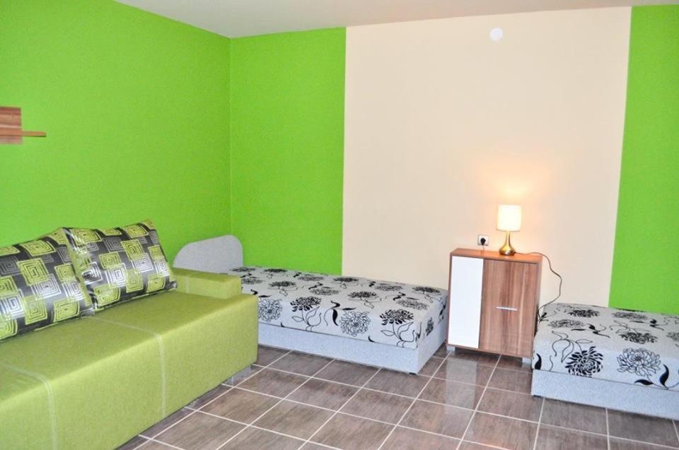 One-Bedroom Bungalow photo 1
