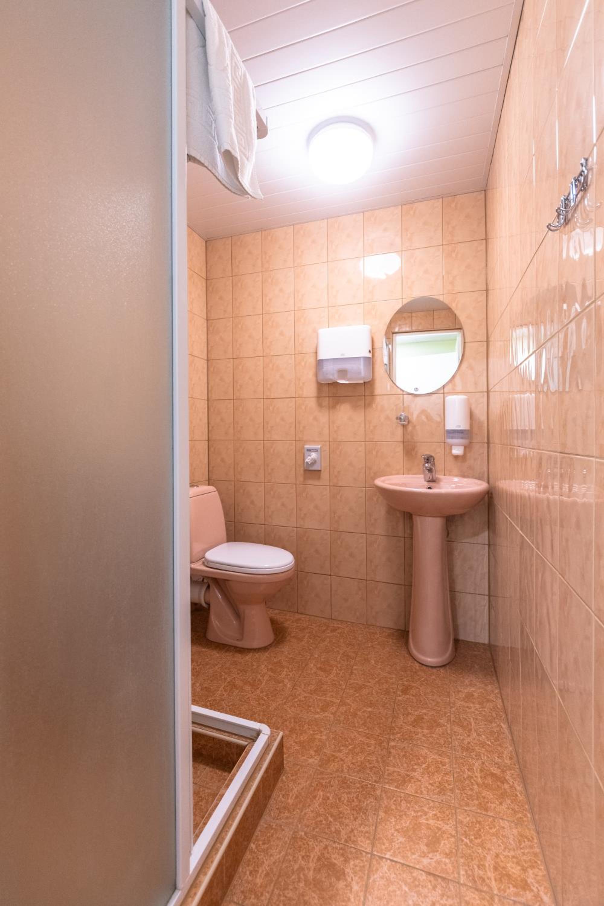 Small Double or Twin Room photo 2