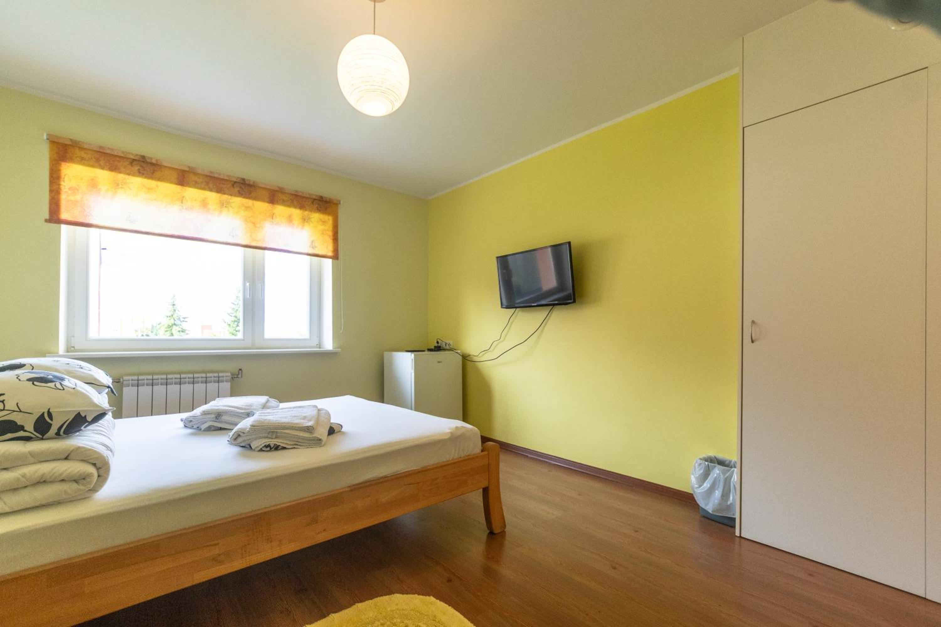 Deluxe Double Room with Shower photo 2