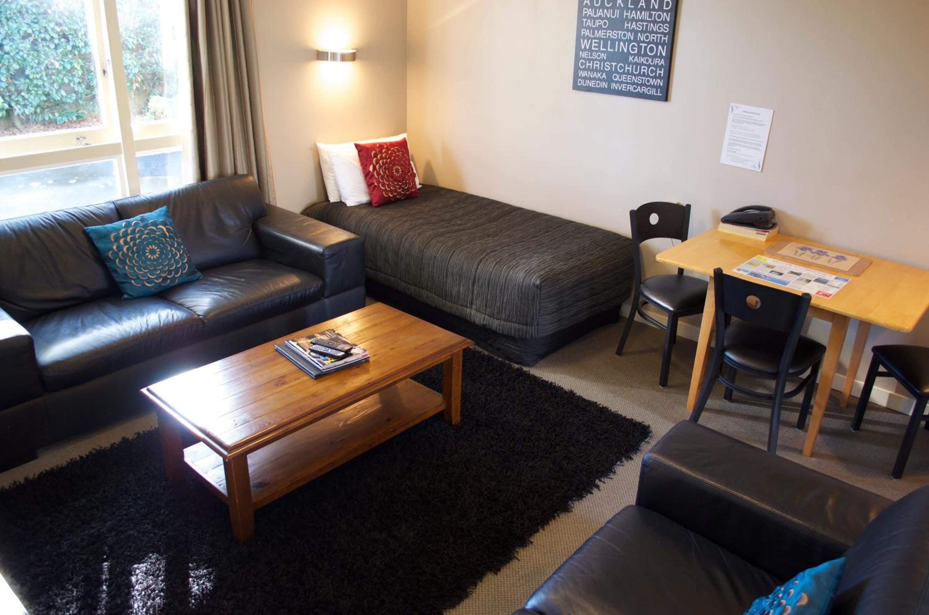 Two-Bedroom Apartment - Photo 3