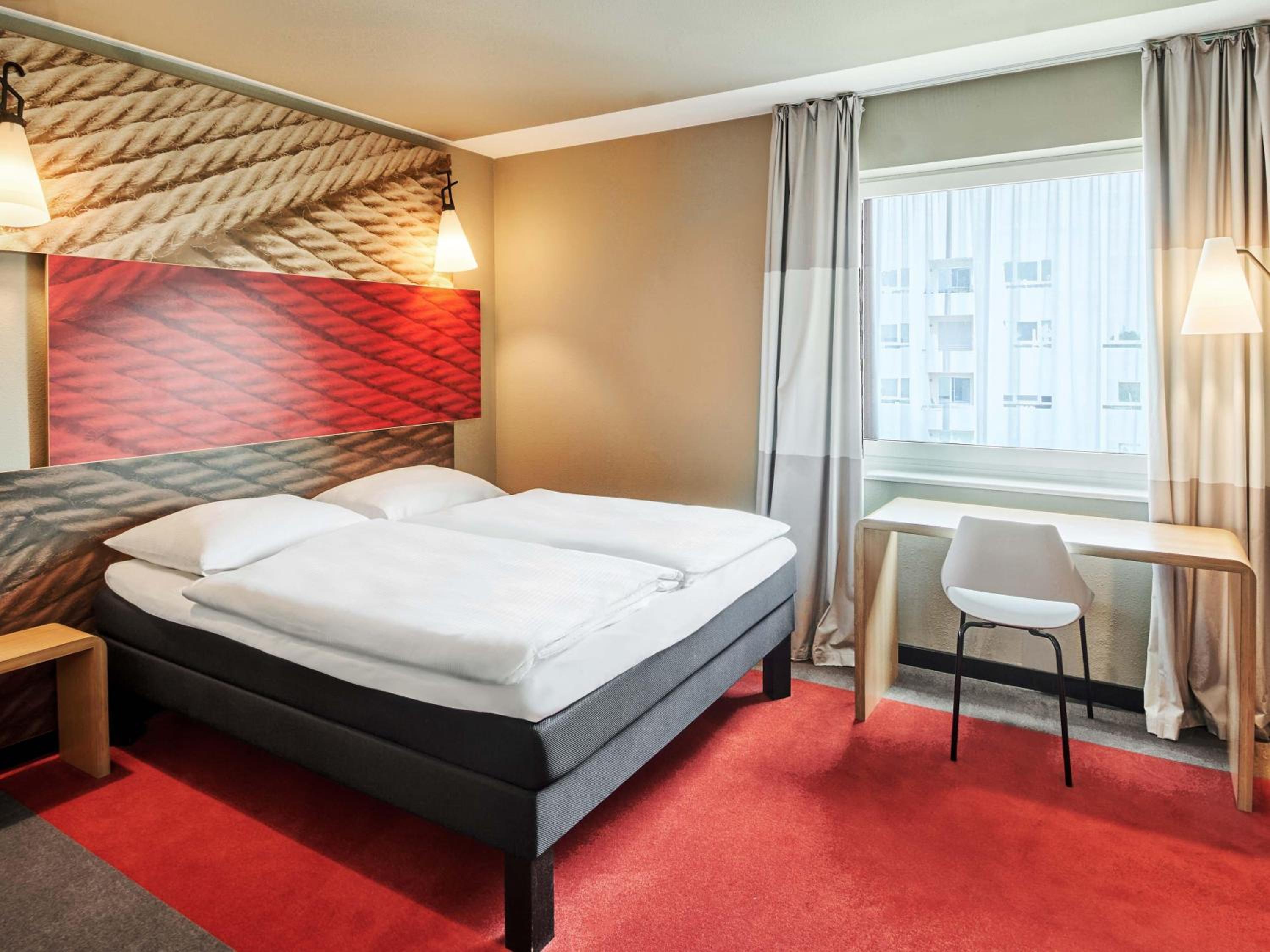 Budget Double Room - Photo 4