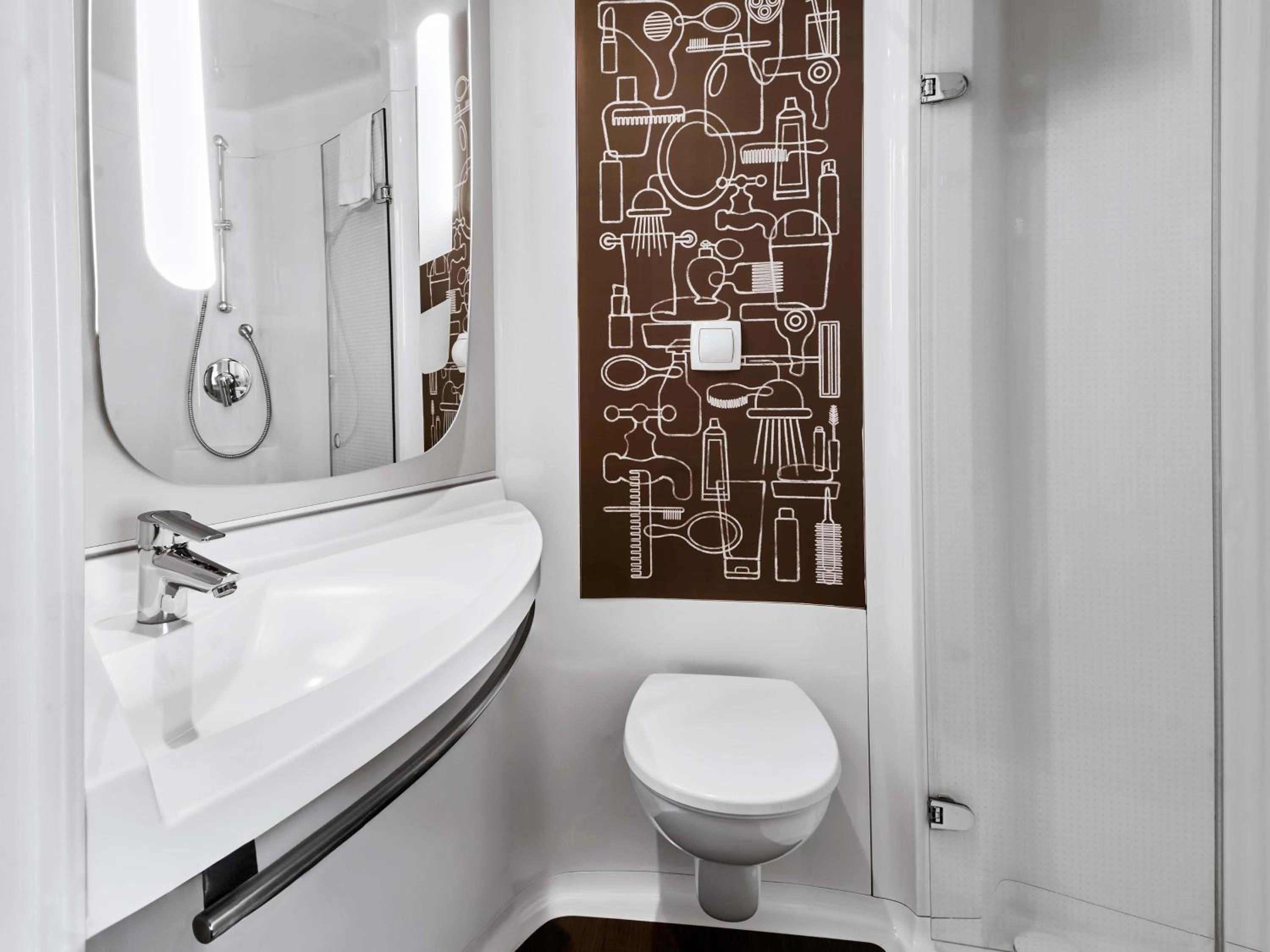 Budget Double Room - Photo 1