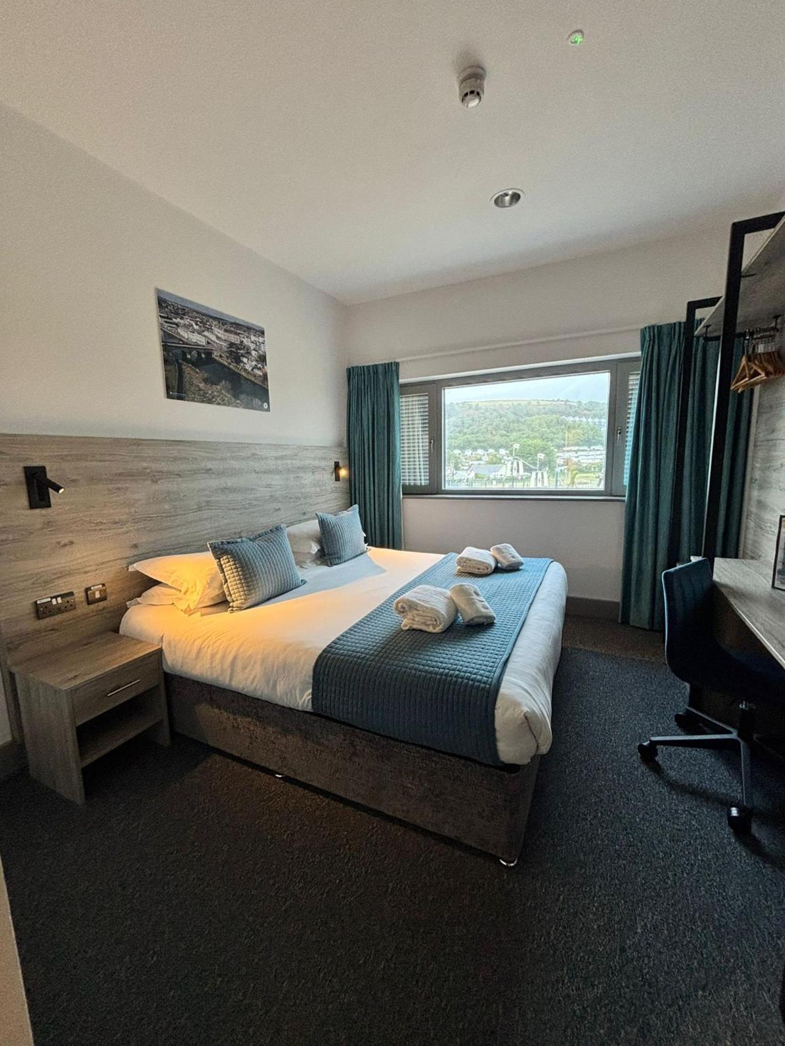 King Room with Garden View
