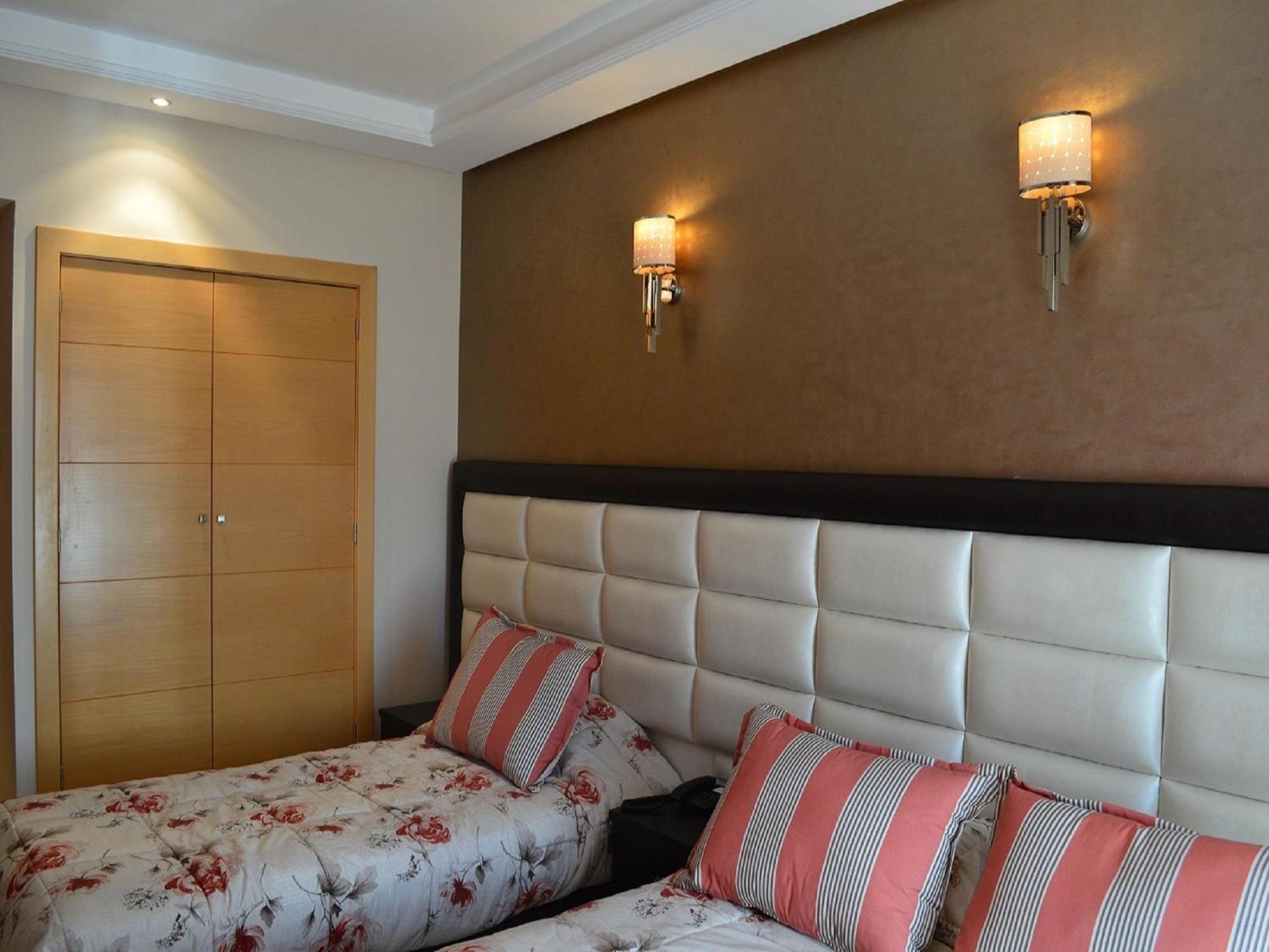 Family Room - Photo 1