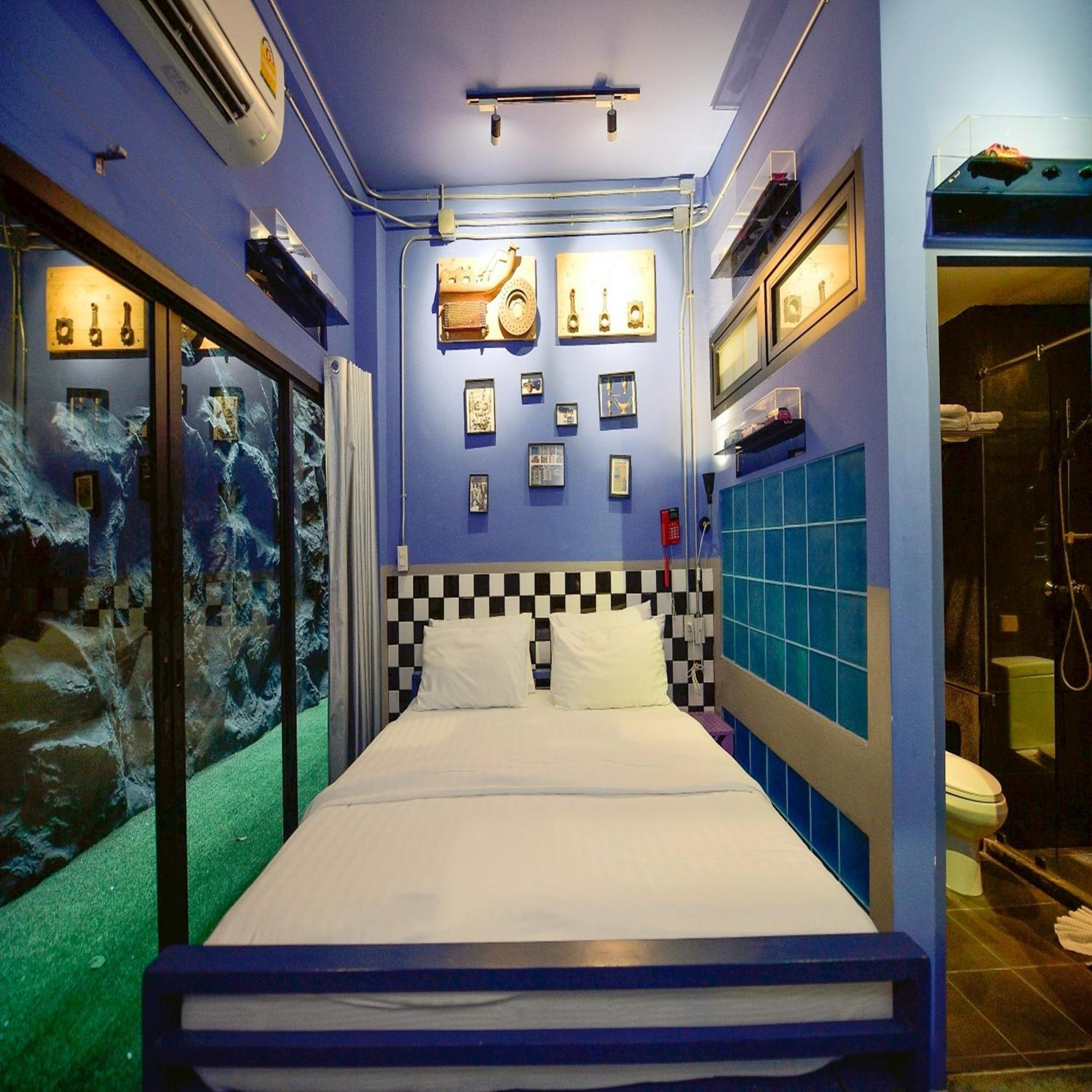 Deluxe King Room photo 3