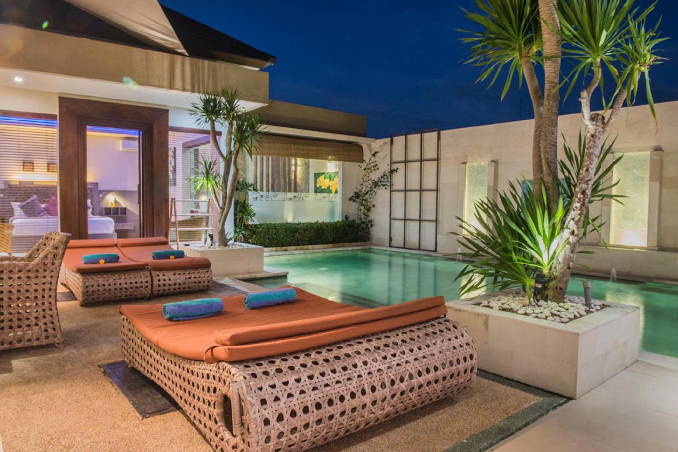 Deluxe Two-Bedroom Villa with Private Pool - Photo 14