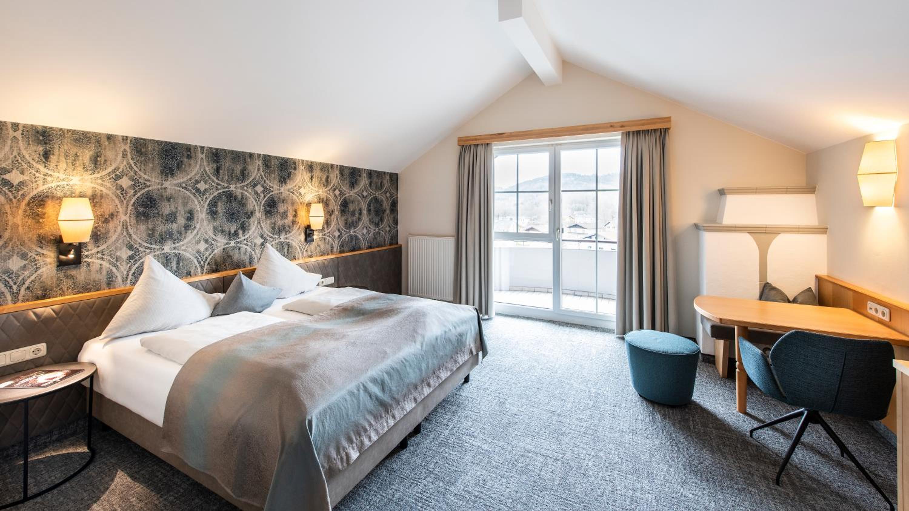 Deluxe Double or Twin Room with Balcony