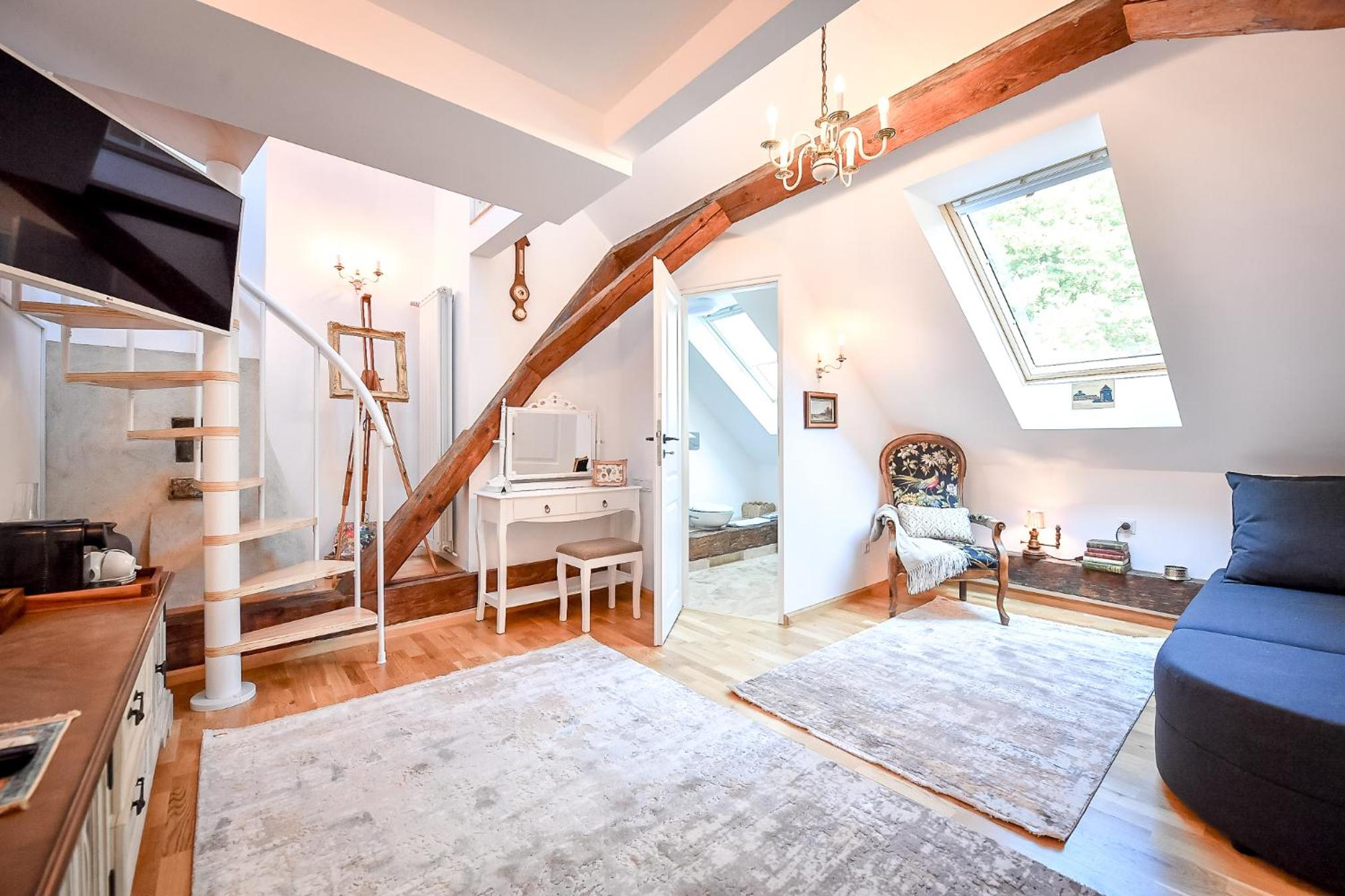 Double Room with Mountain View - Attic