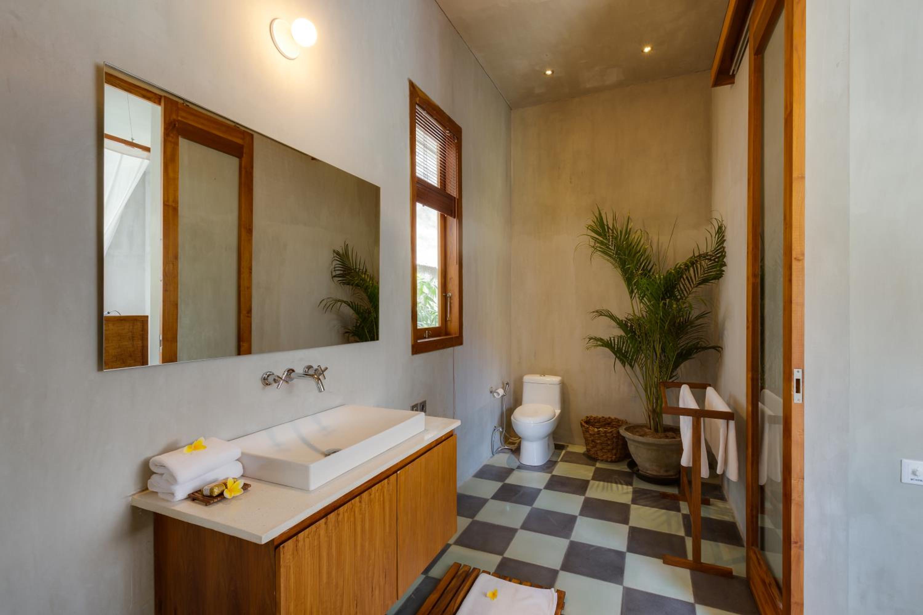 Executive Room with Bathtub - Photo 15