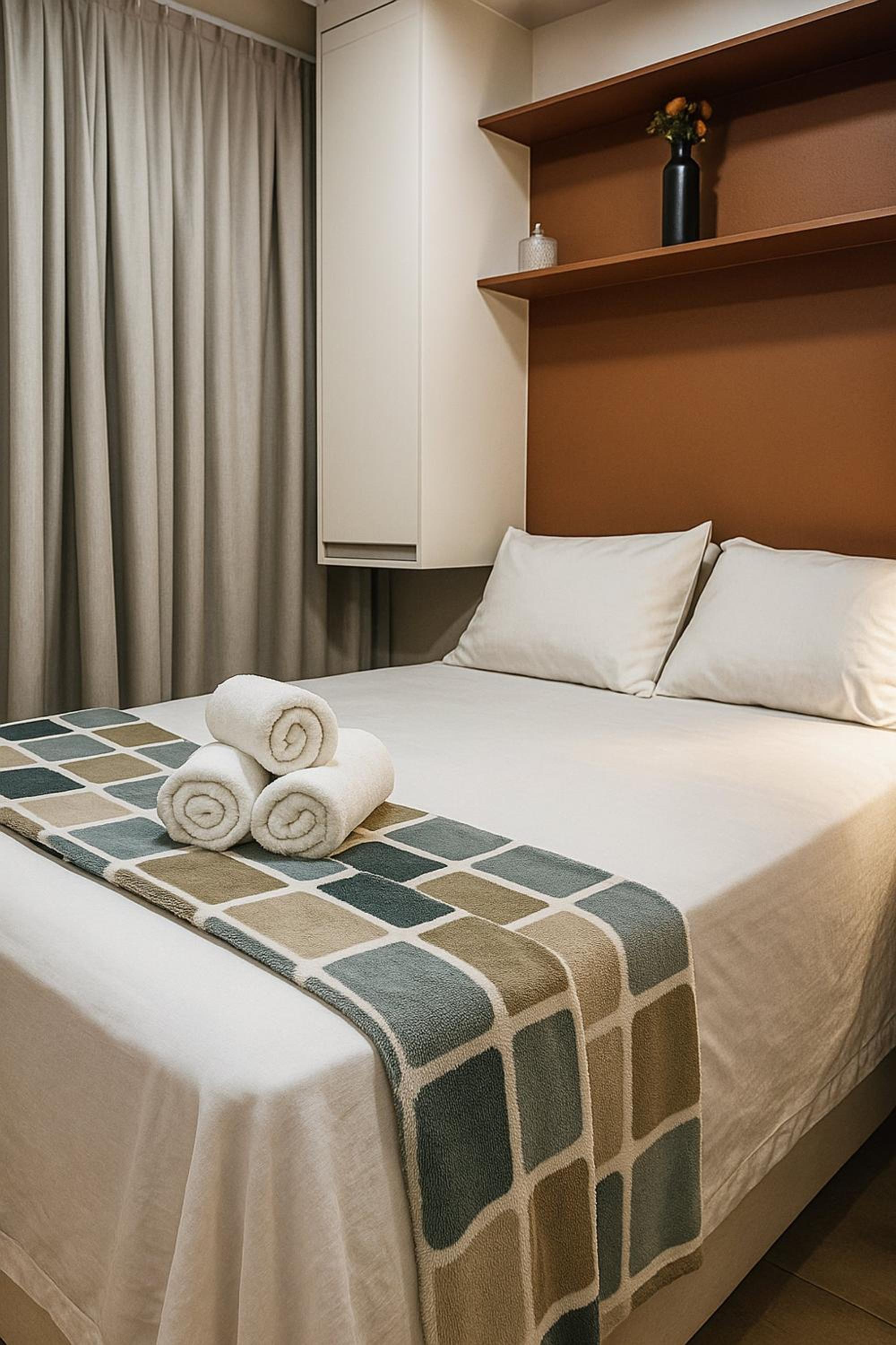 Studio Apartment with One Double Bed