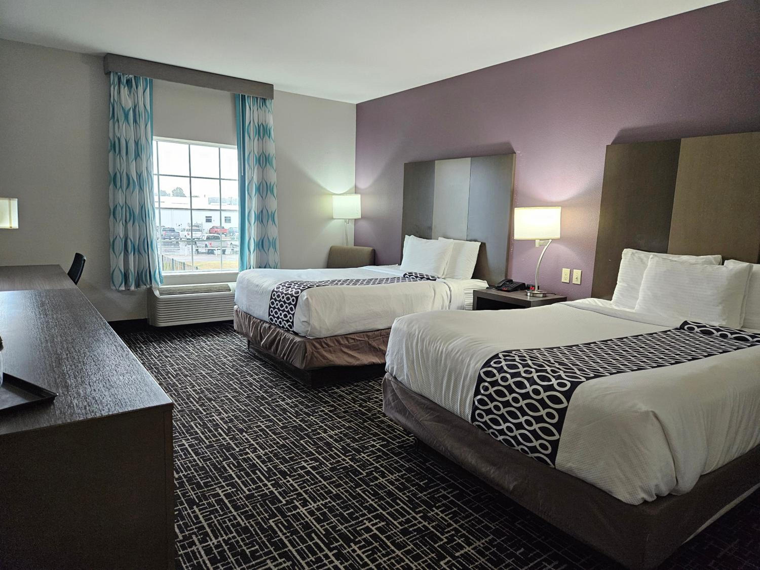 Quadruple Room with Two Queen Beds - Non Smoking