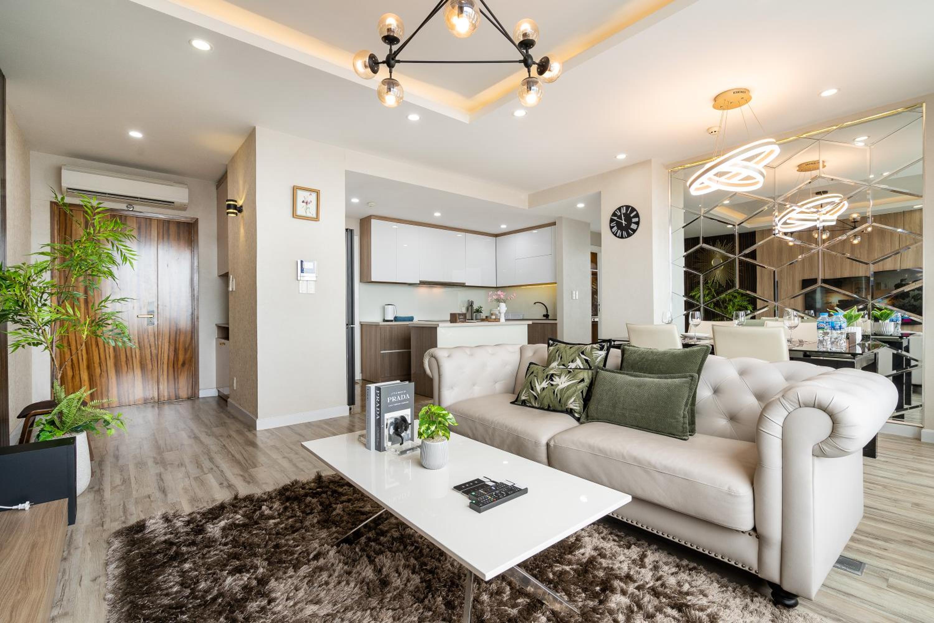 Two-Bedroom Deluxe Apartment