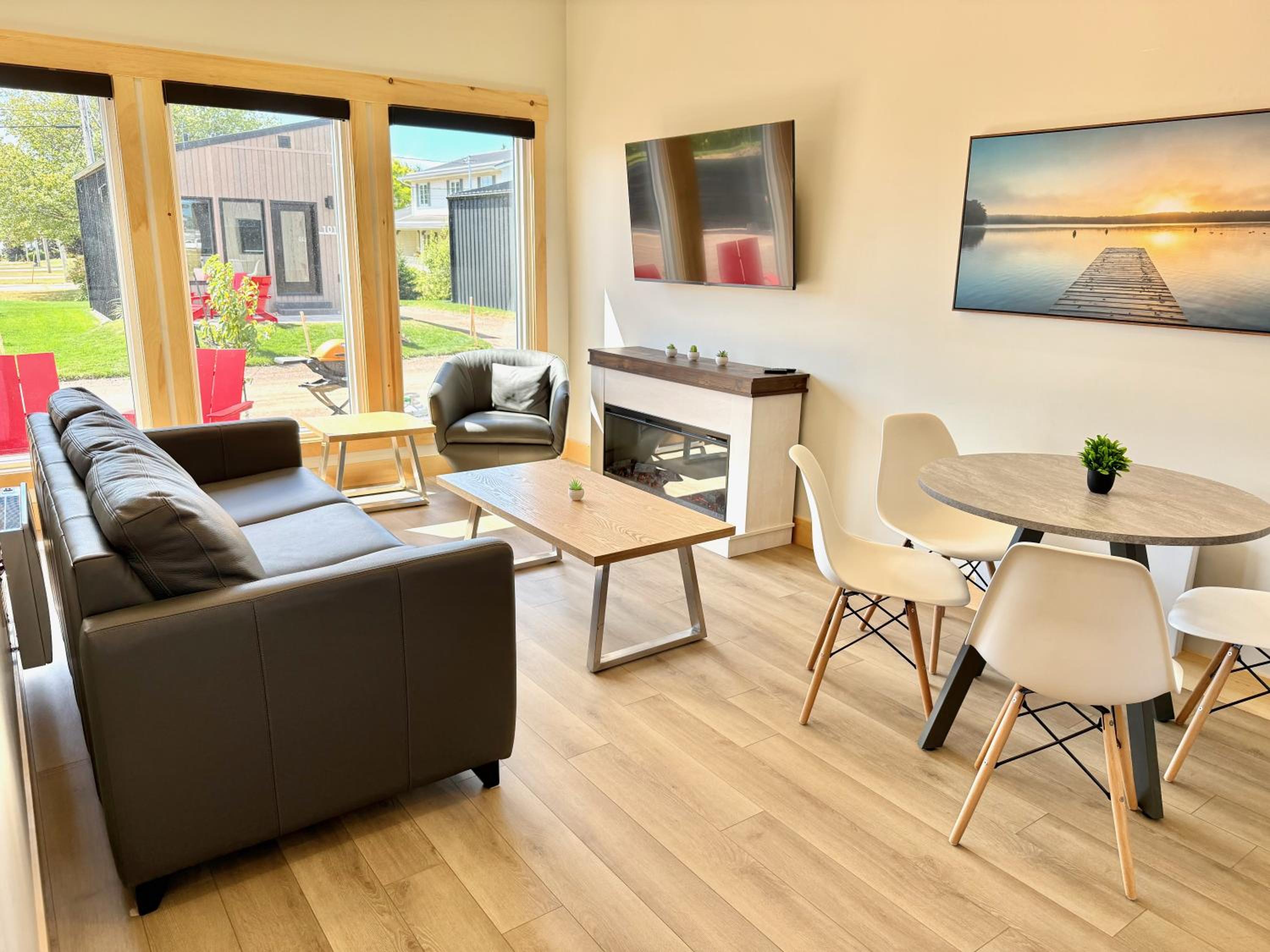 One-Bedroom Chalet - Photo 10
