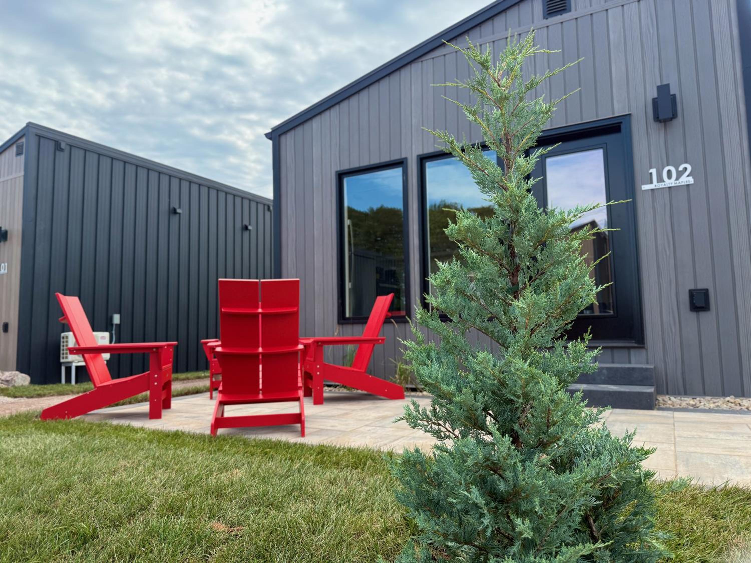 One-Bedroom Cottage - Photo 1